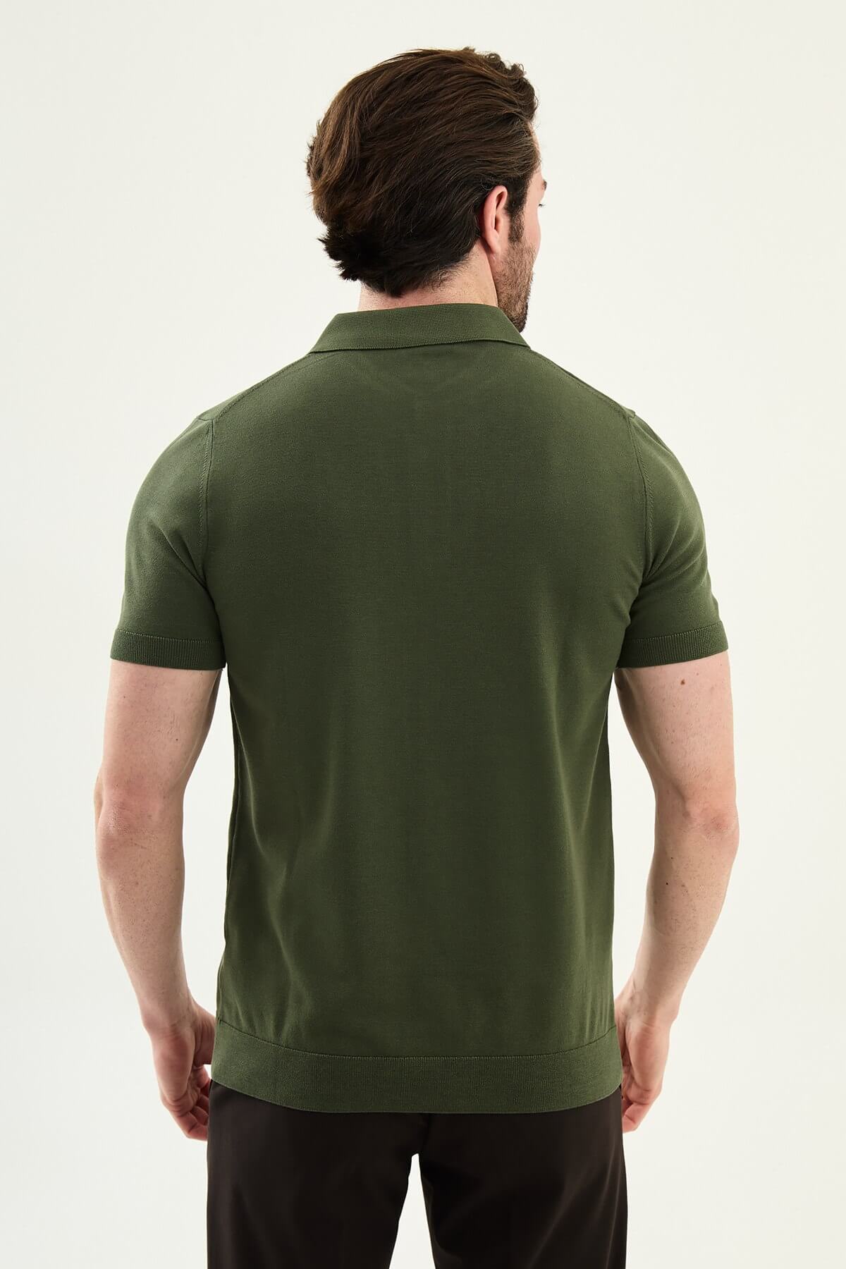 Men’s khaki slim fit cotton polo shirt with short sleeves and stretch fabric, earth tone casual modern outfit