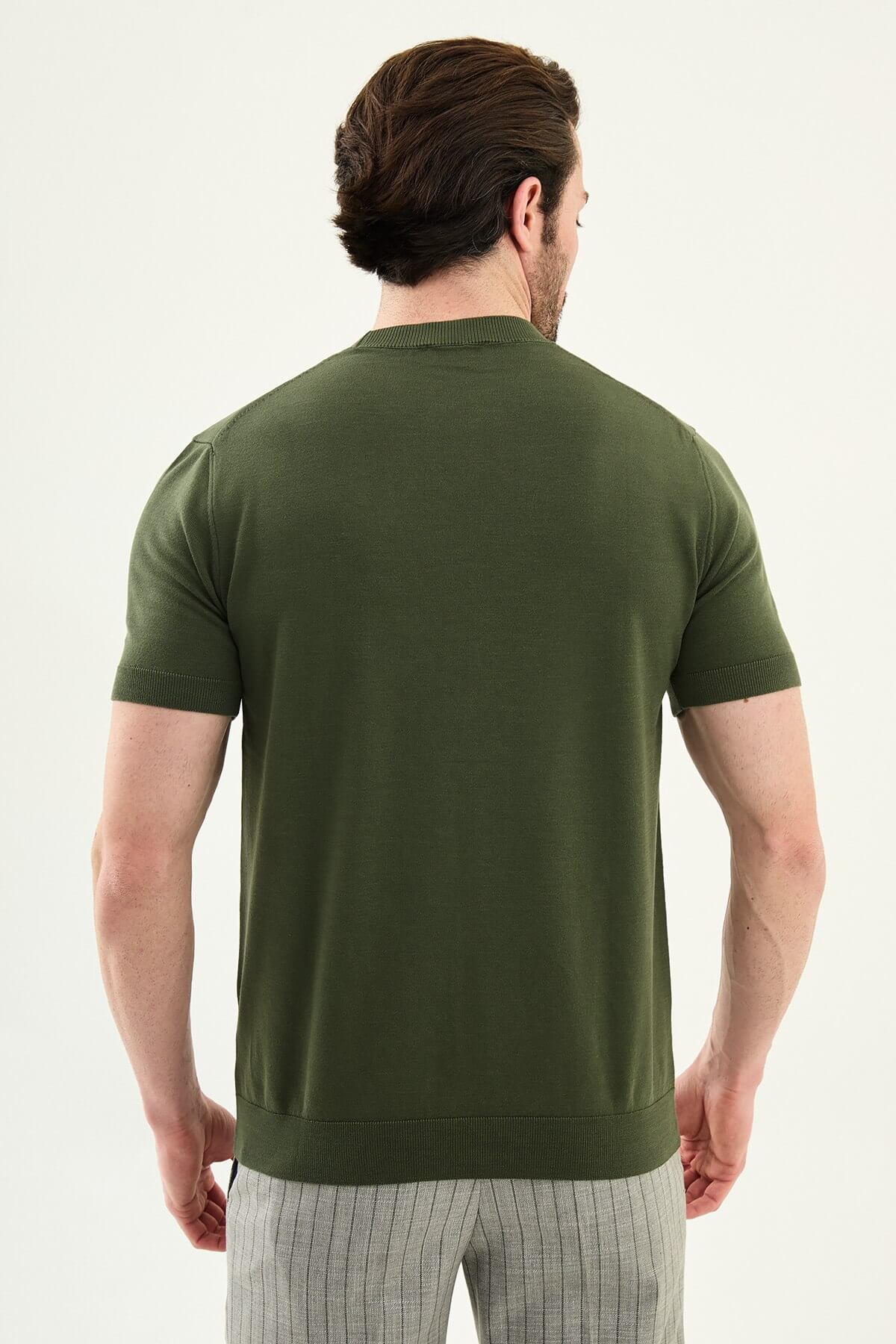 Men’s khaki slim fit crew neck knit t-shirt with short sleeves, cotton stretch fabric, smart casual modern summer style