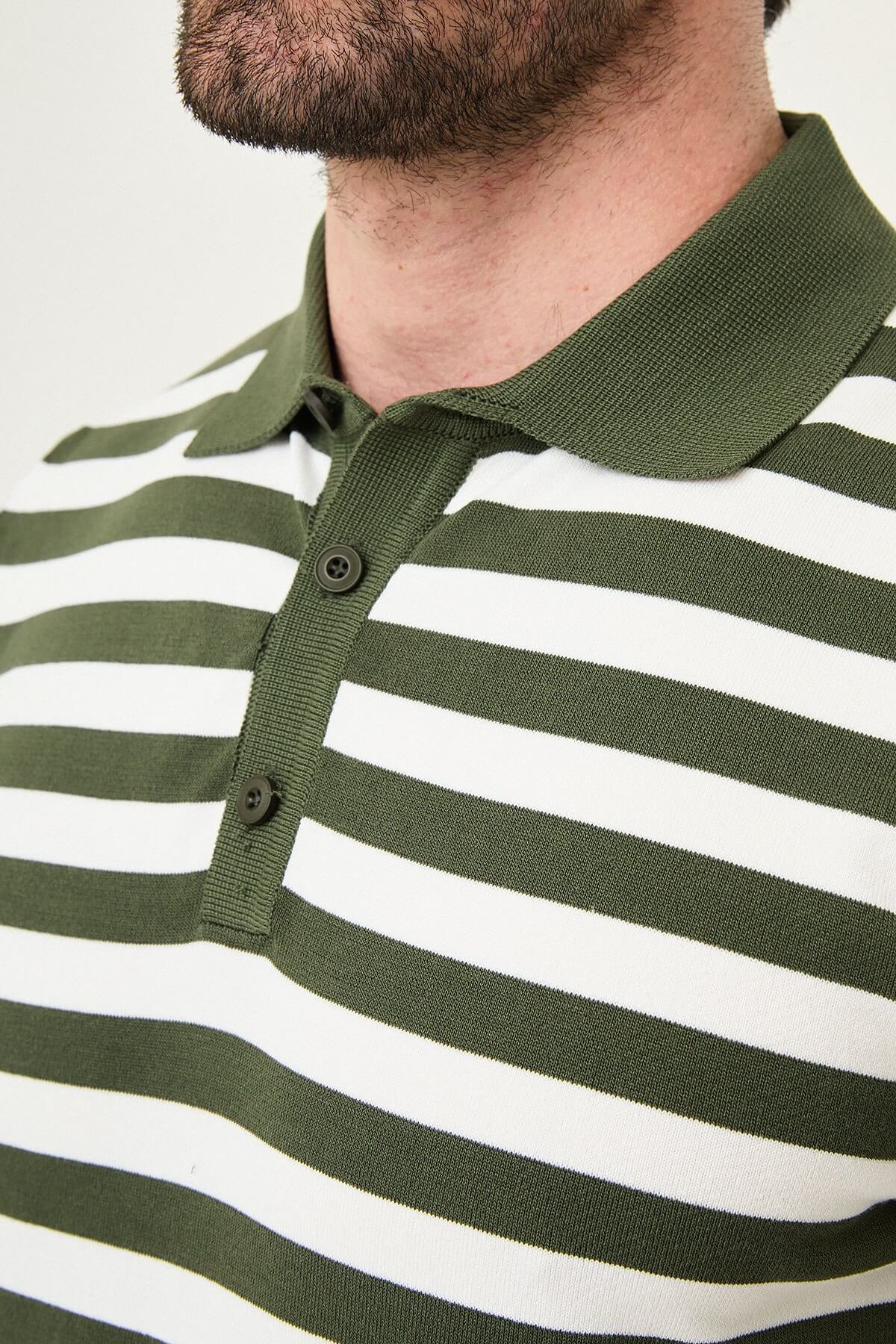 Men’s khaki and white striped knit polo shirt with short sleeves, slim fit, breathable cotton fabric, smart casual summer style