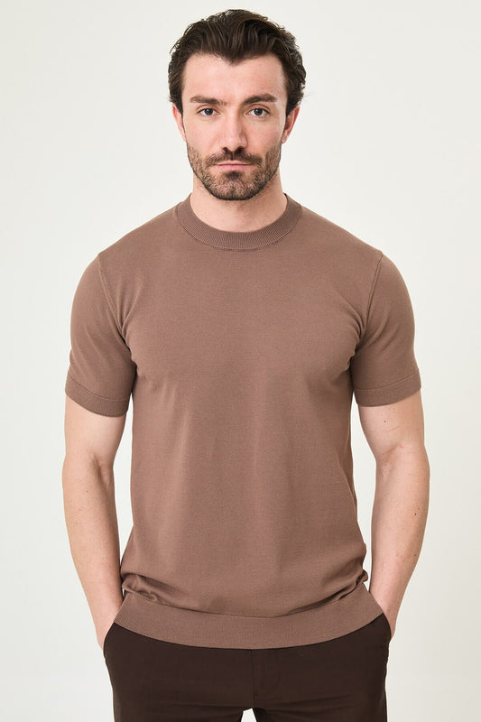 Men’s light brown slim fit crew neck knit t-shirt with short sleeves, cotton stretch fabric, smart casual modern style