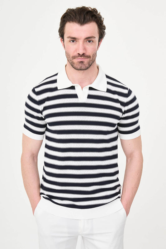 Men’s khaki slim fit lapel collar knitwear polo T-shirt with short sleeves, styled for smart-casual summer outfits.