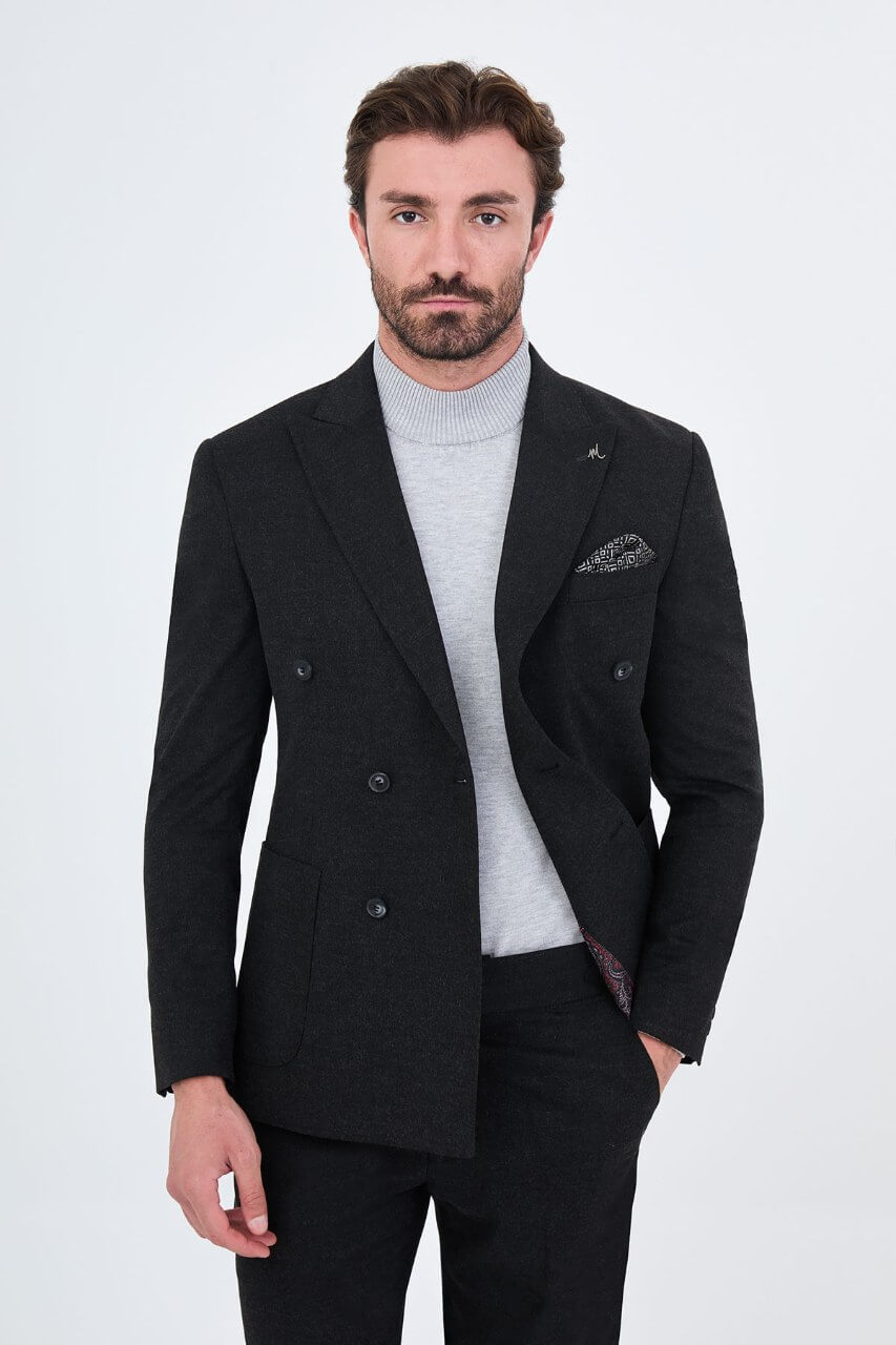 HolloMen men's black double-breasted two-piece suit featuring notch lapels, a six-button front, and a patterned pocket square.