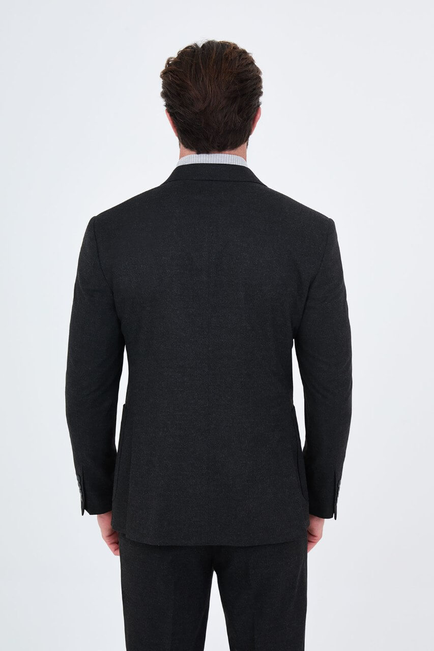 HolloMen men's black double-breasted two-piece suit featuring notch lapels, a six-button front, and a patterned pocket square.