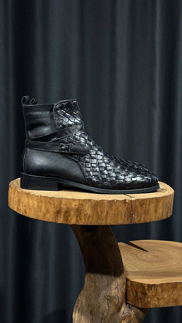 Men’s black woven leather ankle boots made from 100% premium leather for winter wear