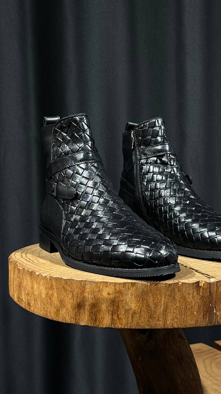 Men’s black woven leather ankle boots made from 100% premium leather for winter wear