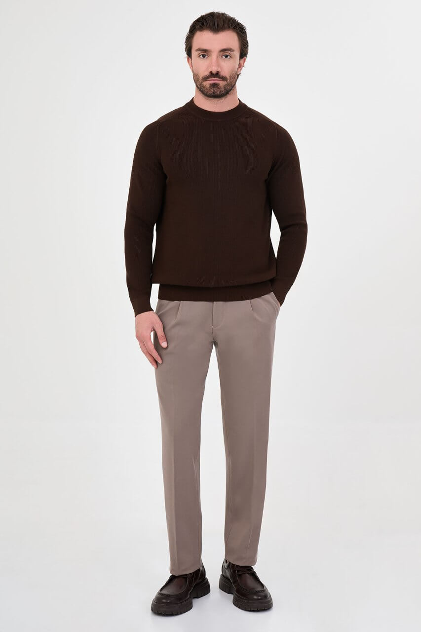 Men’s brown crew neck knit sweater with cotton stretch fabric for fall winter smart casual outfits