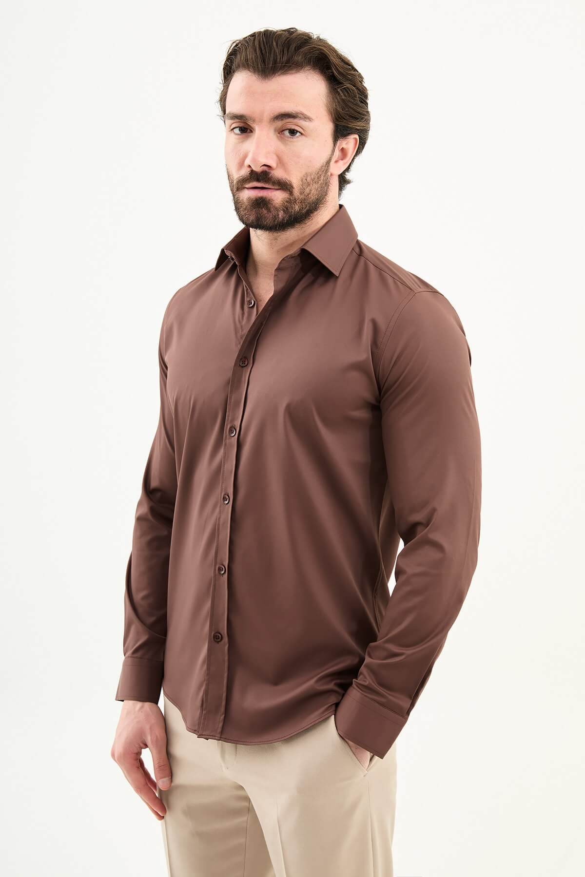 Men’s brown slim fit long sleeve dress shirt with stretch fabric and modern tailored formal design