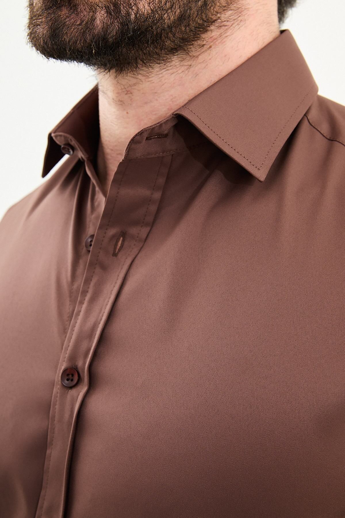 Men’s brown slim fit long sleeve dress shirt with stretch fabric and modern tailored formal design