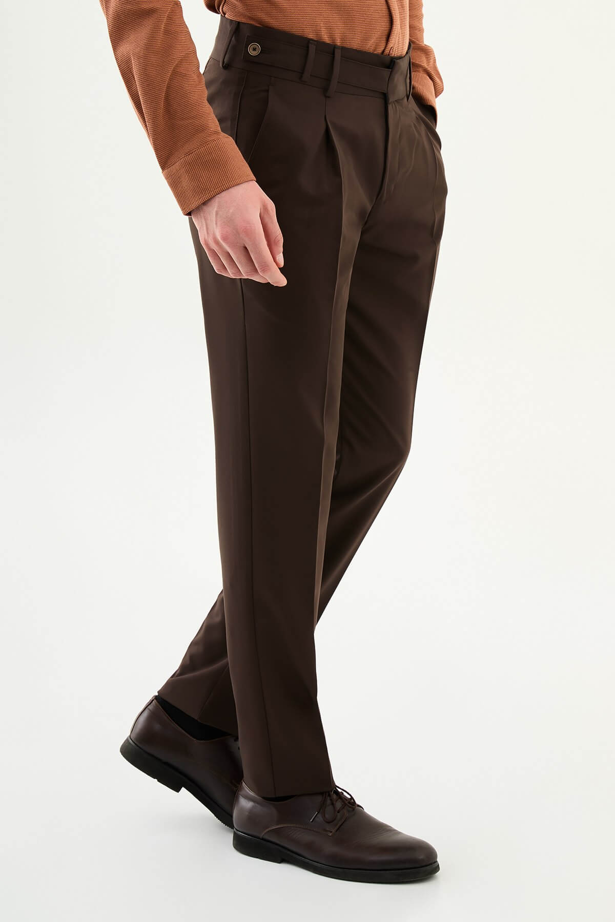 Dark Brown slim-fit straight-leg pleated trousers for men, styled with dress shoes, perfect for summer office and formal occasions.