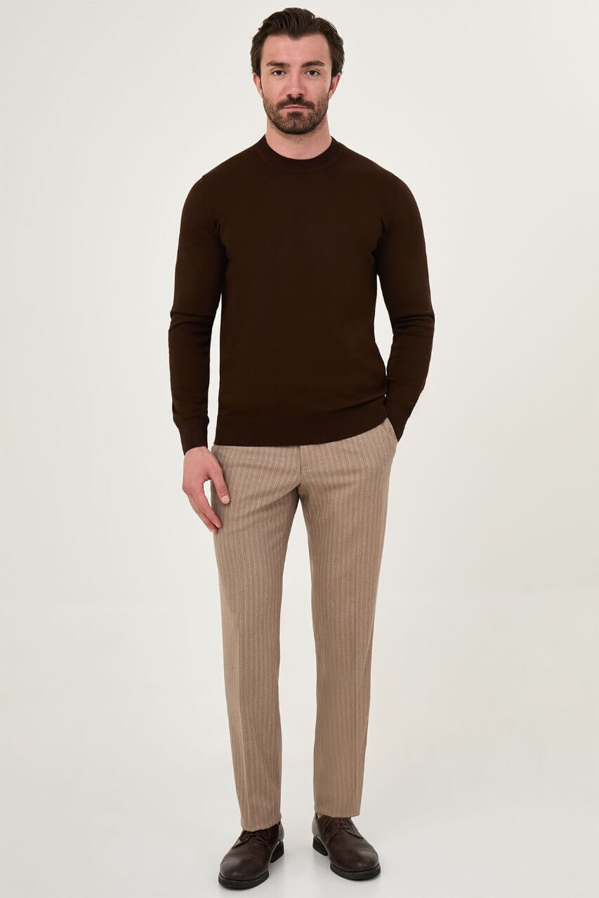 Men’s brown crew neck knit sweater with cotton stretch fabric for fall winter smart casual outfits