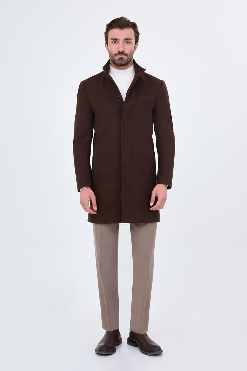 HolloMen men's brown winter overcoat featuring a raised collar, tailored silhouette, and side pockets.