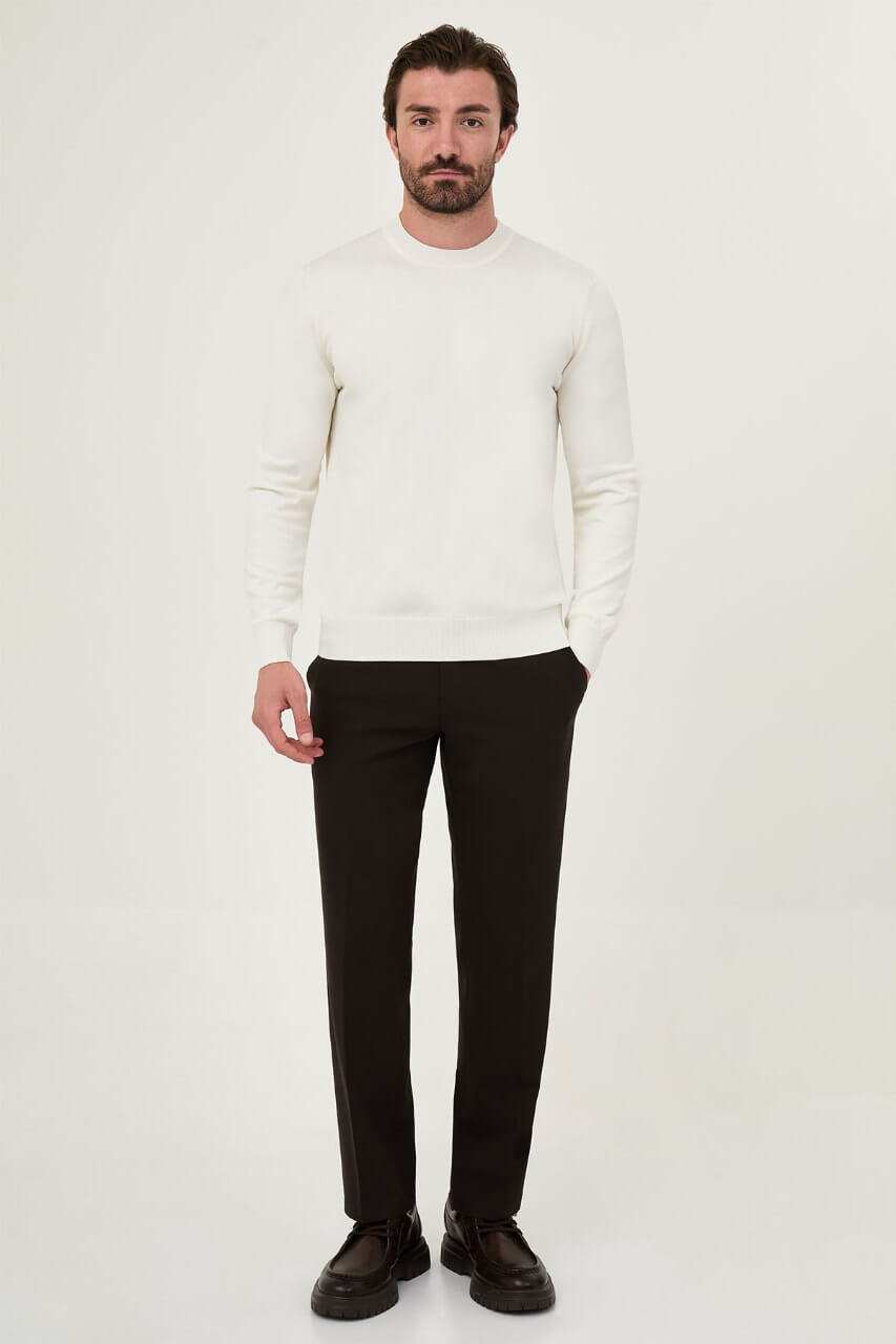 Men’s ecru crew neck knit sweater with cotton stretch fabric for fall winter smart casual styling