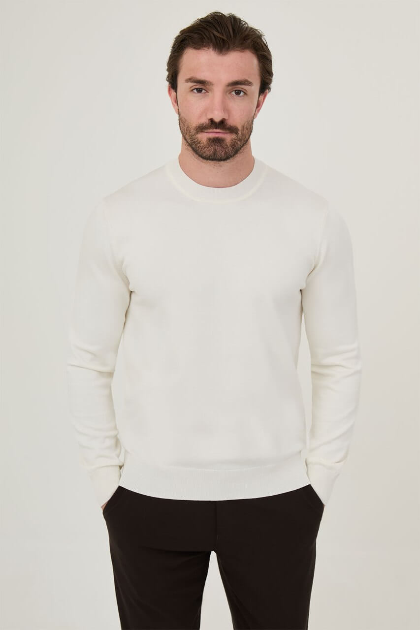 Men’s ecru crew neck knit sweater with cotton stretch fabric for fall winter smart casual styling