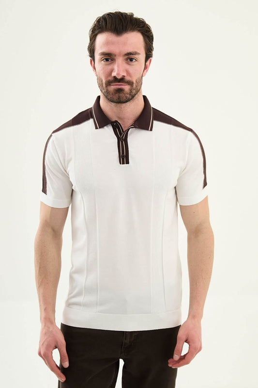 Men’s ecru colorblock slim fit knit polo shirt with contrast collar details styled for refined summer smart-casual fashion.