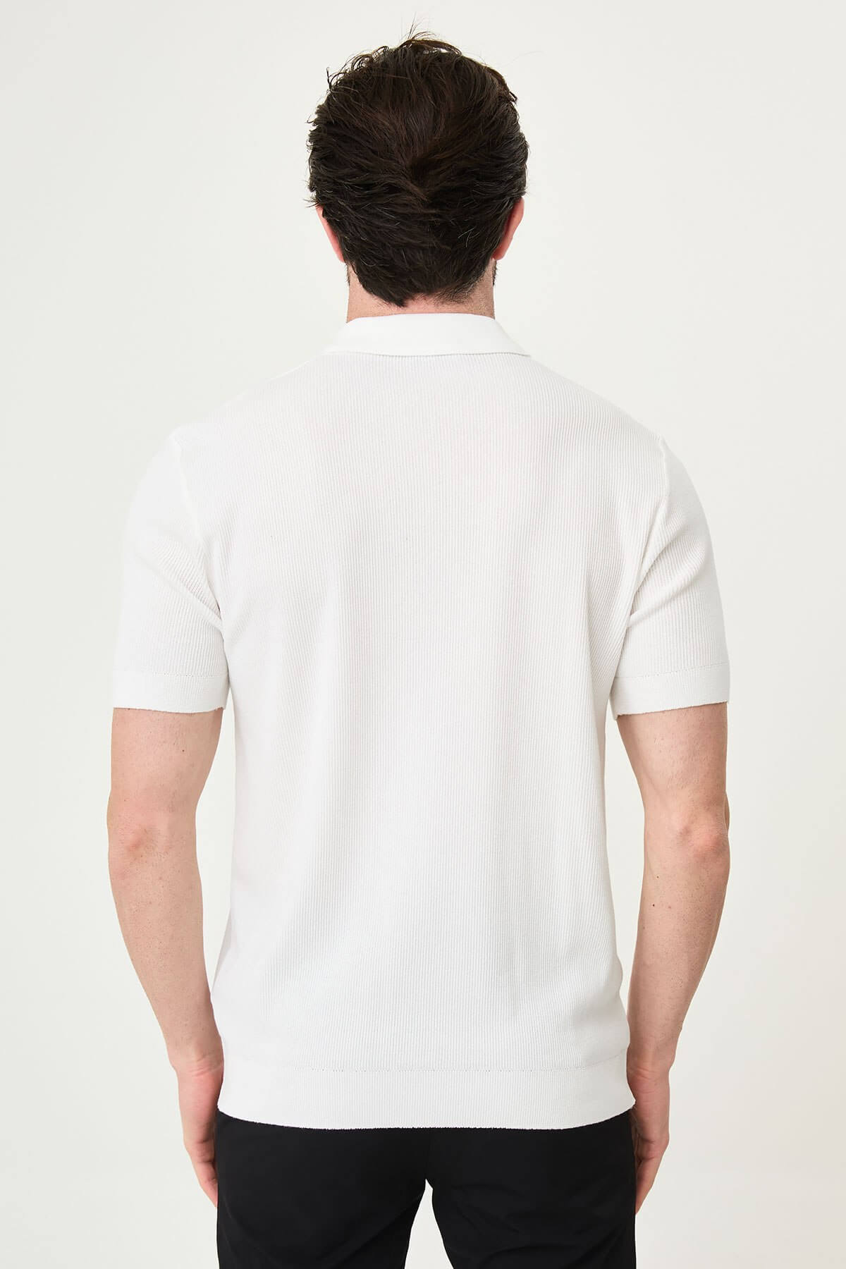 Men’s ecru slim-fit quarter-zip knit polo shirt with ribbed texture, short sleeves, classic collar, and modern luxury casual design.