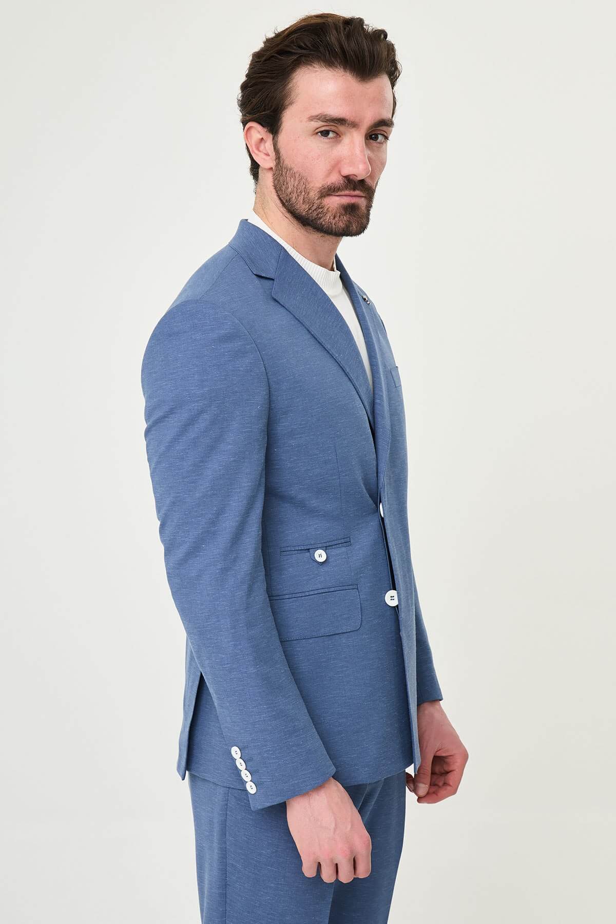 Indigo Slim-Fit Single-Breasted Suit for Men, tailored summer suit, styled for both formal and smart-casual occasions.