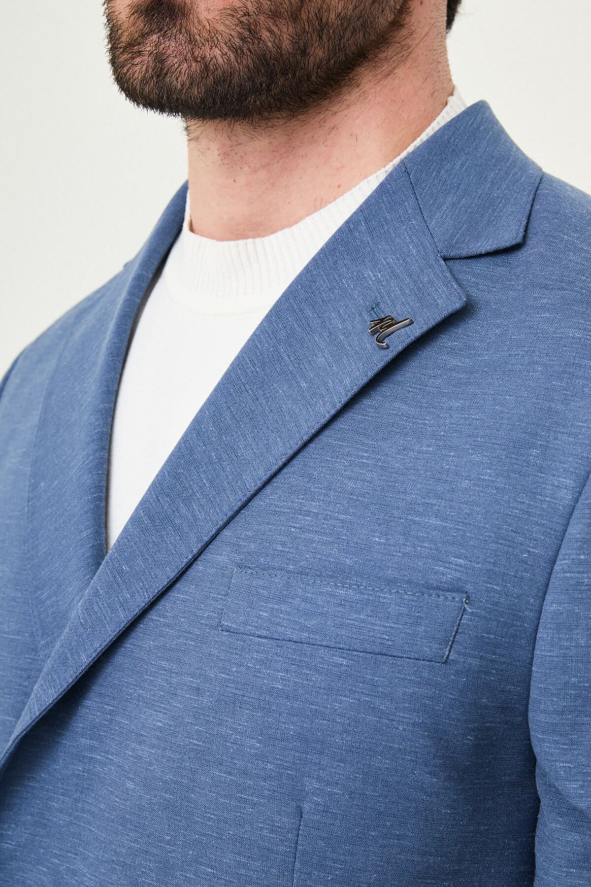 Indigo Slim-Fit Single-Breasted Suit for Men, tailored summer suit, styled for both formal and smart-casual occasions.