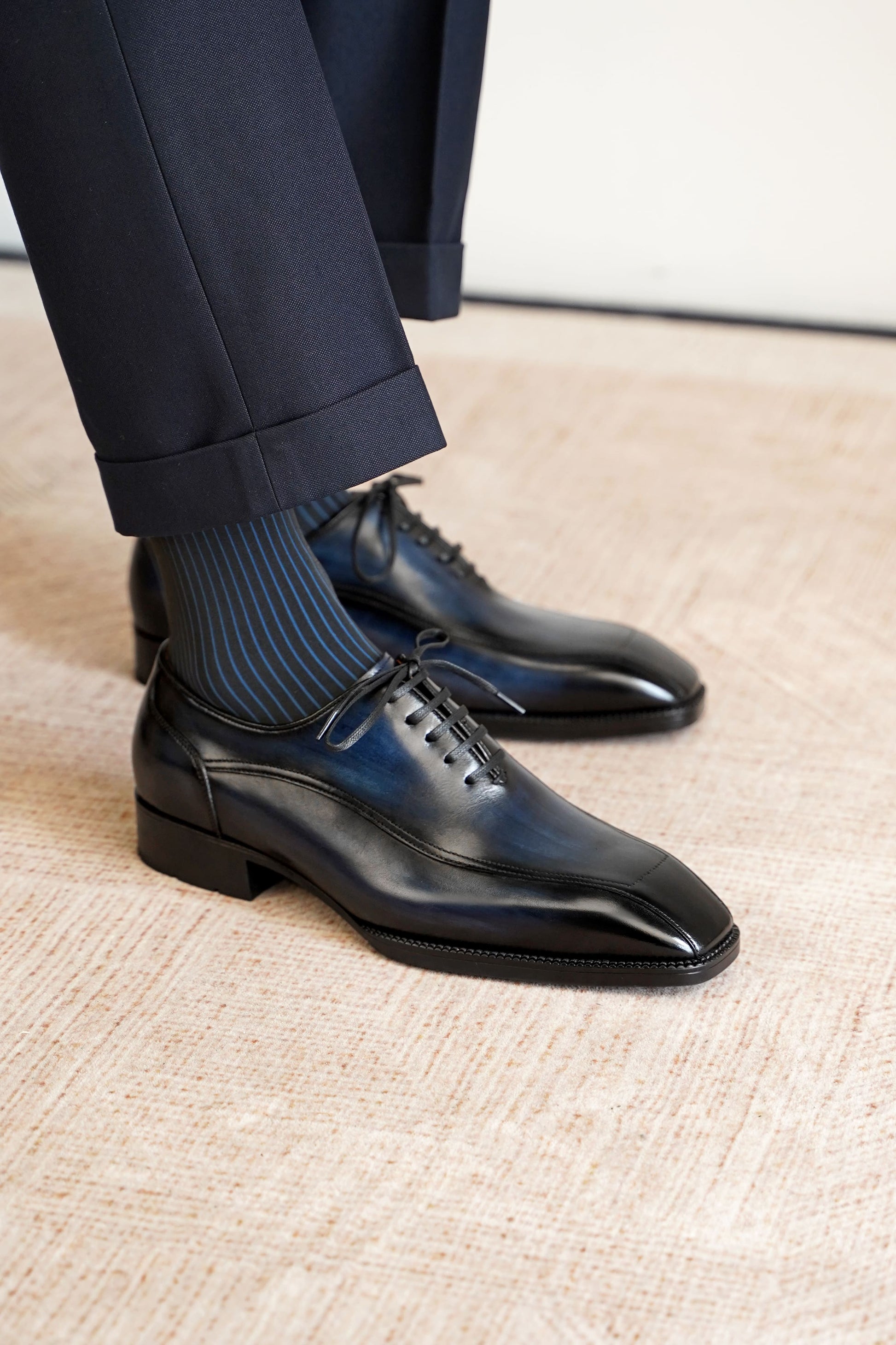 Men’s Navy Blue Leather Oxford Dress Shoes