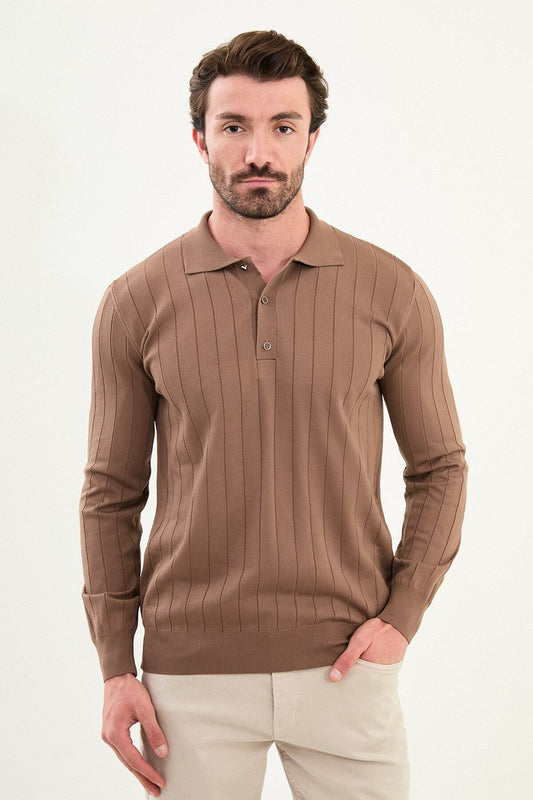 Men’s light brown ribbed polo sweater with vertical knit pattern, slim fit smart casual knit styled with beige trousers