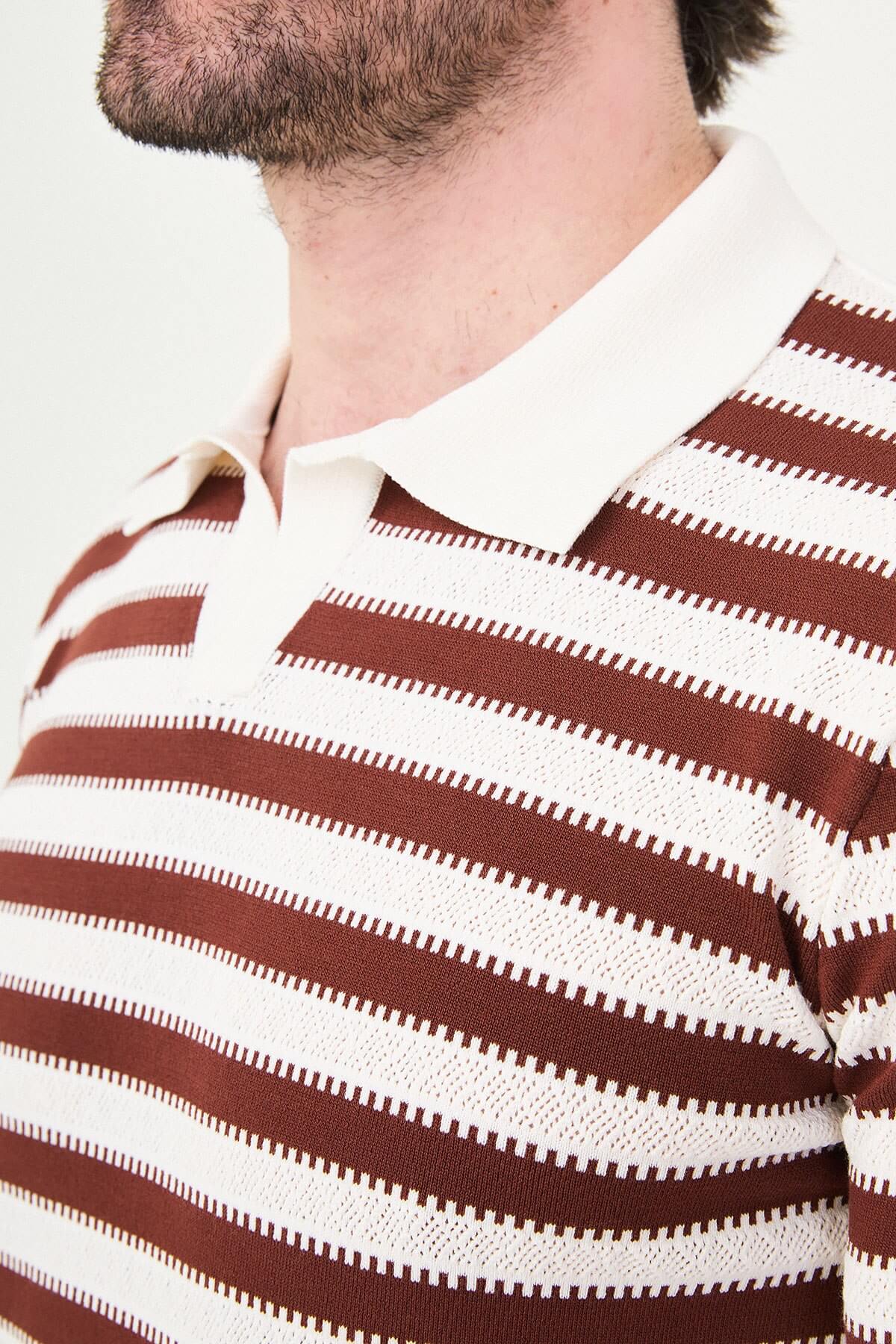 Men’s tile slim fit lapel collar knitwear polo T-shirt with short sleeves, styled for refined summer smart-casual fashion.