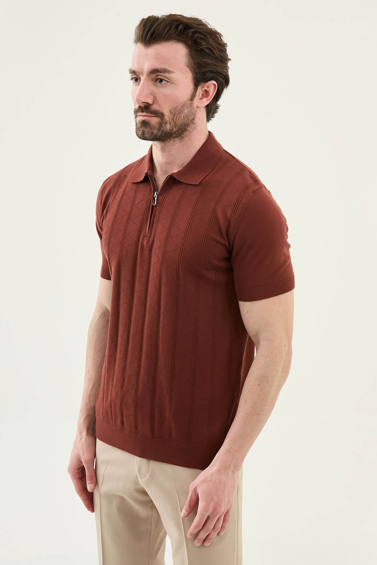 Men’s tile textured knit polo shirt with zip collar, slim fit, breathable cotton blend, modern smart casual style