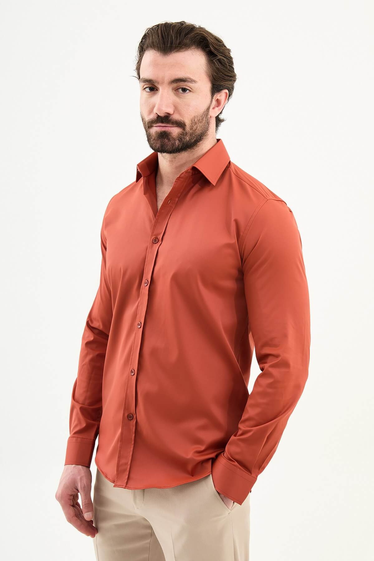 Men’s tile slim fit long sleeve dress shirt with stretch fabric and tailored modern formal design
