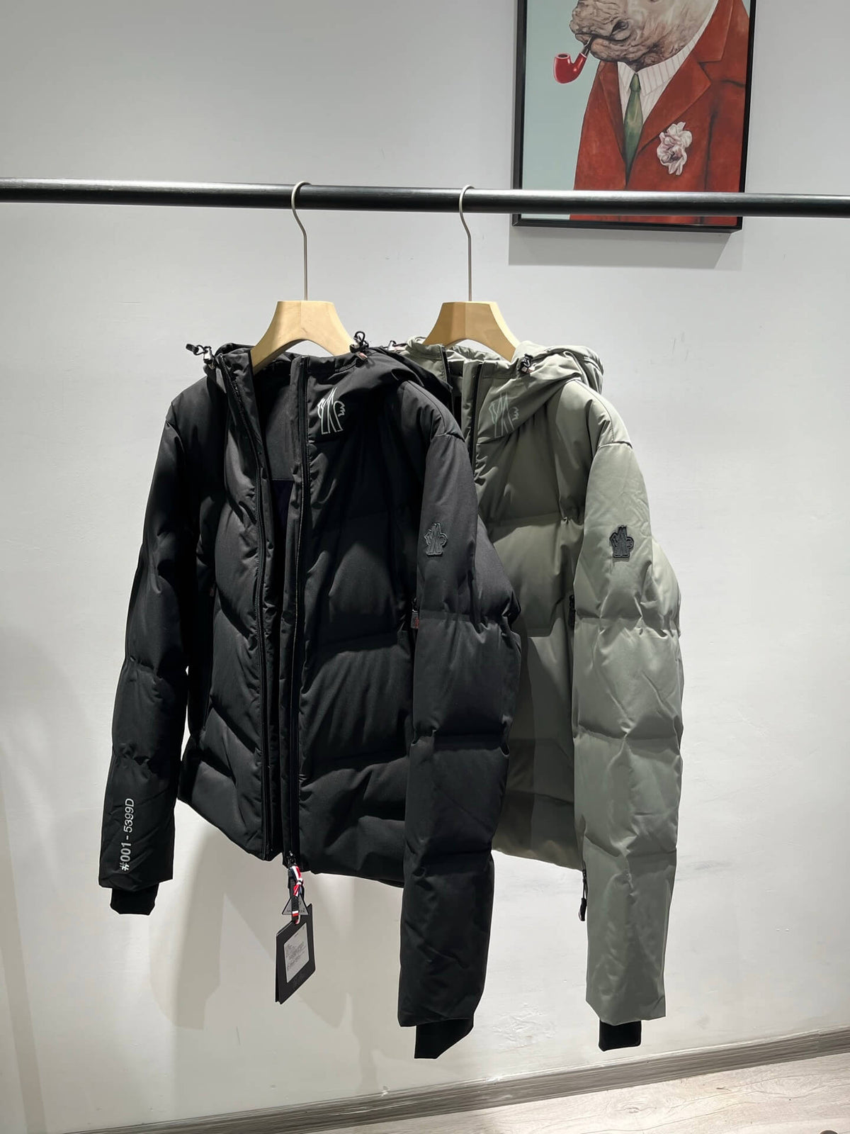 Moncler Grenoble Arcezas Short Down Jacket – Black
