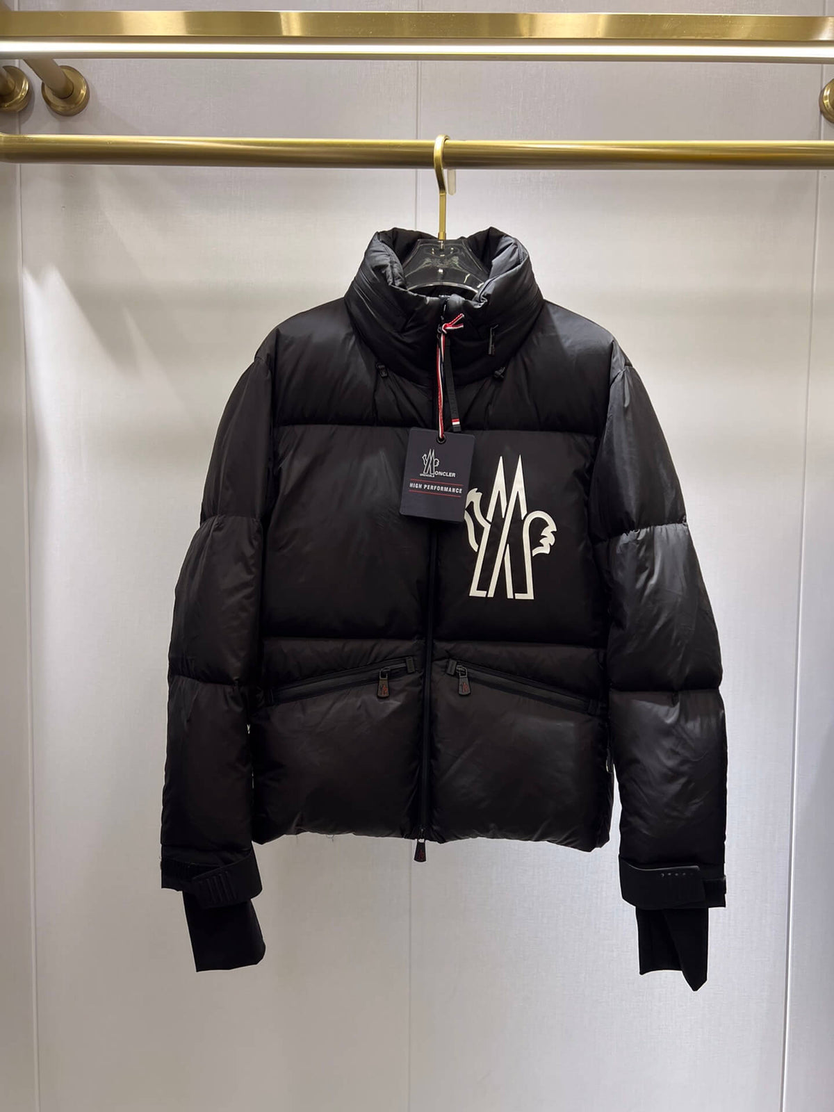 Moncler Grenoble Verdons Puffer Jacket – Black