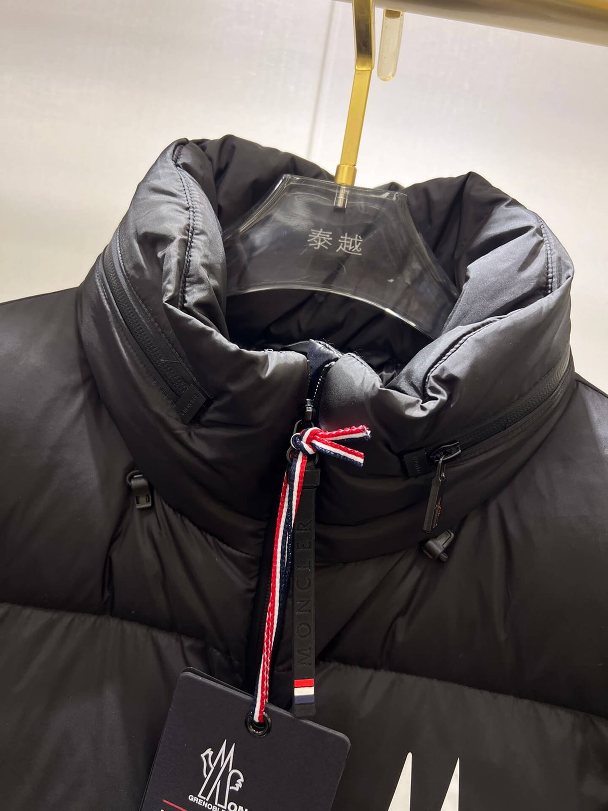 Moncler Grenoble Verdons Puffer Jacket – Black