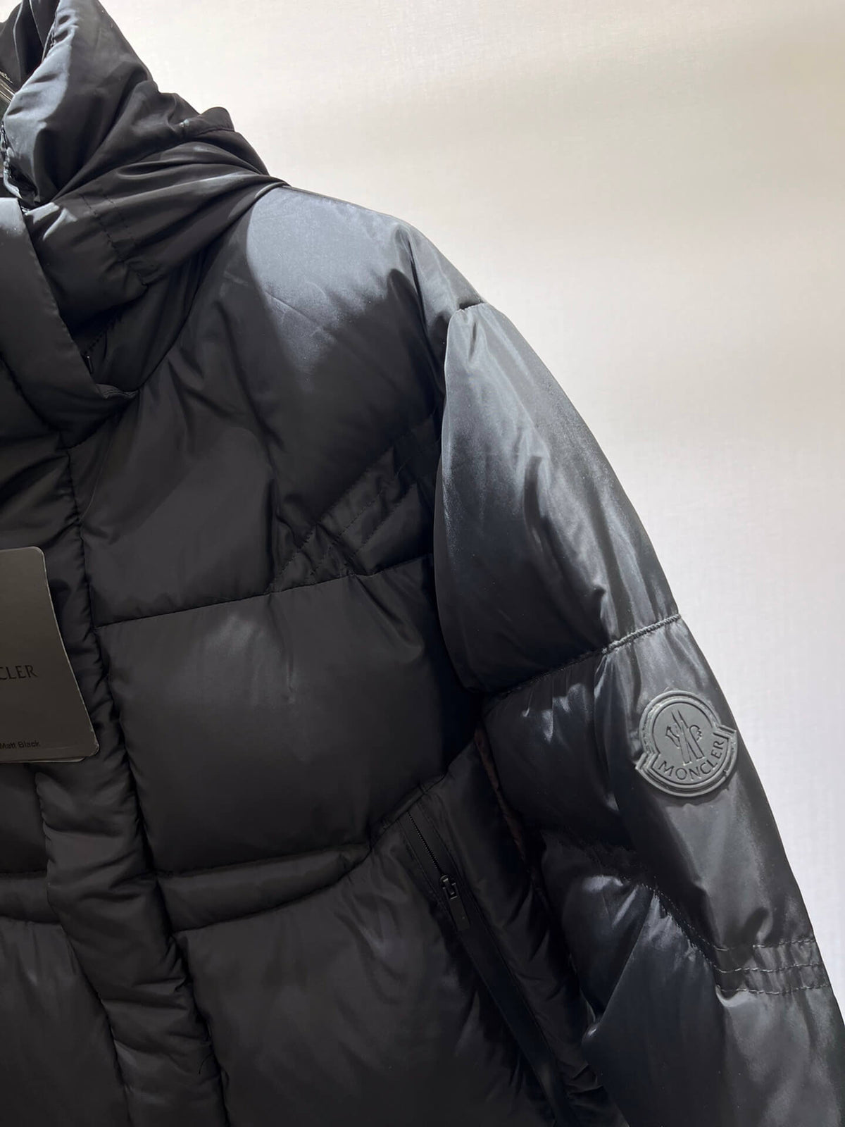 Moncler Jarama Short Down Jacket – Black