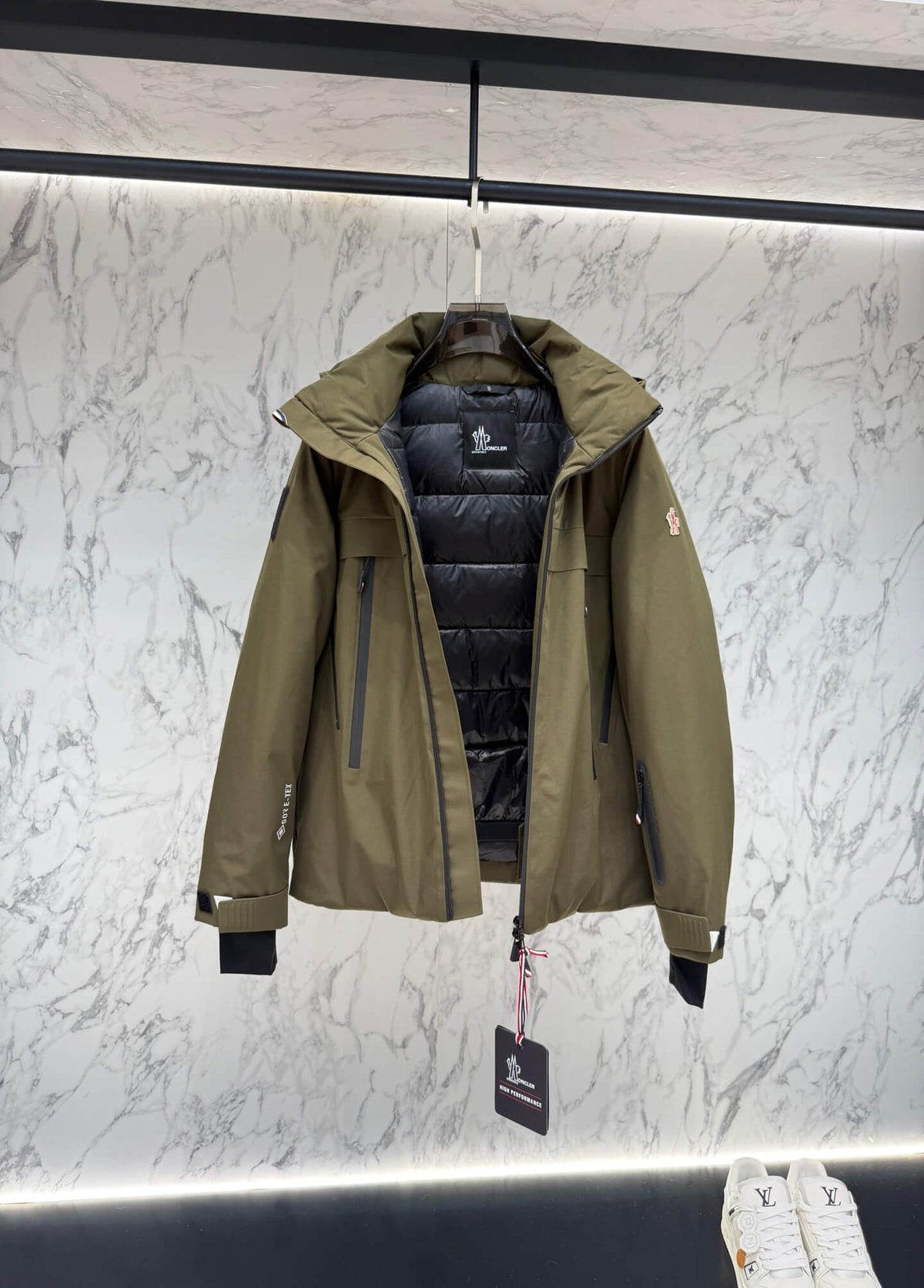 Moncler Grenoble Balmhorn Hooded GORE-TEX Insulated Ski Jacket – Olive Green