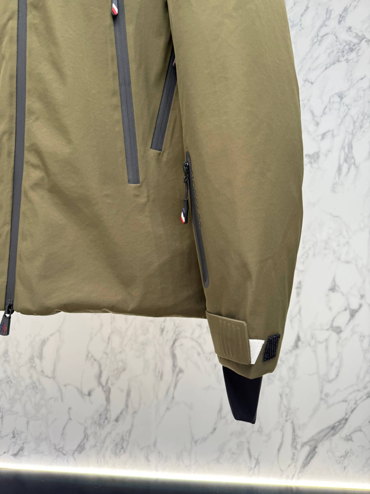 Moncler Grenoble Balmhorn Hooded GORE-TEX Insulated Ski Jacket – Olive Green