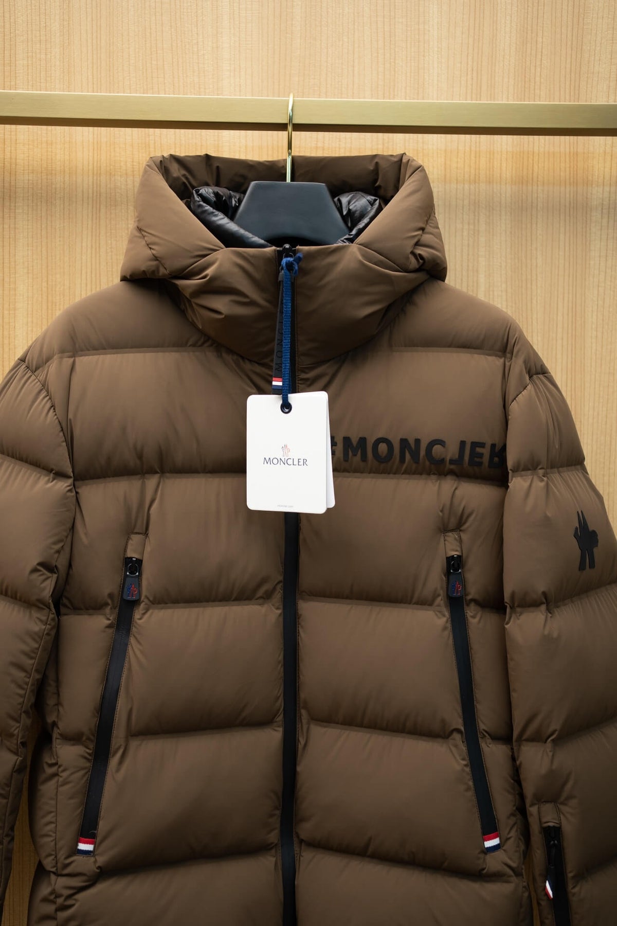 Moncler Grenoble Isorno Hooded Insulated Ski Jacket – Brown