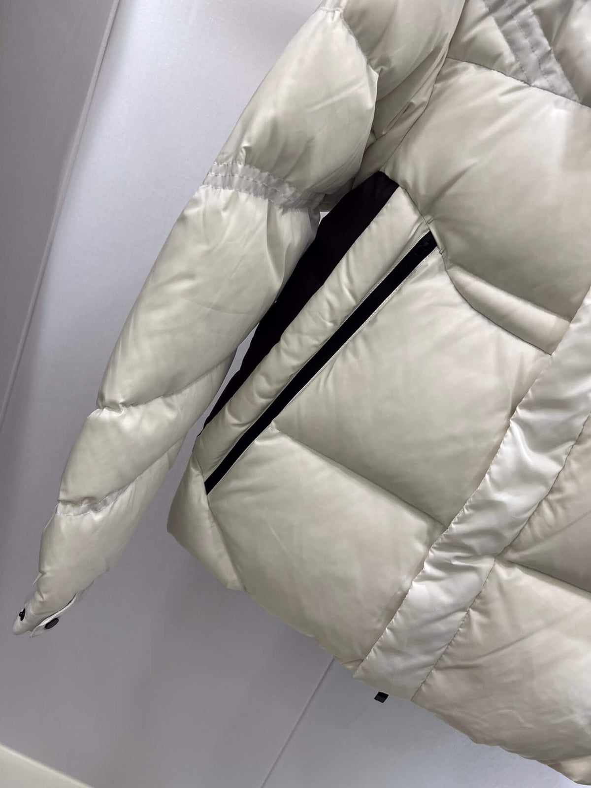 Moncler White Jarama Short Down Jacket