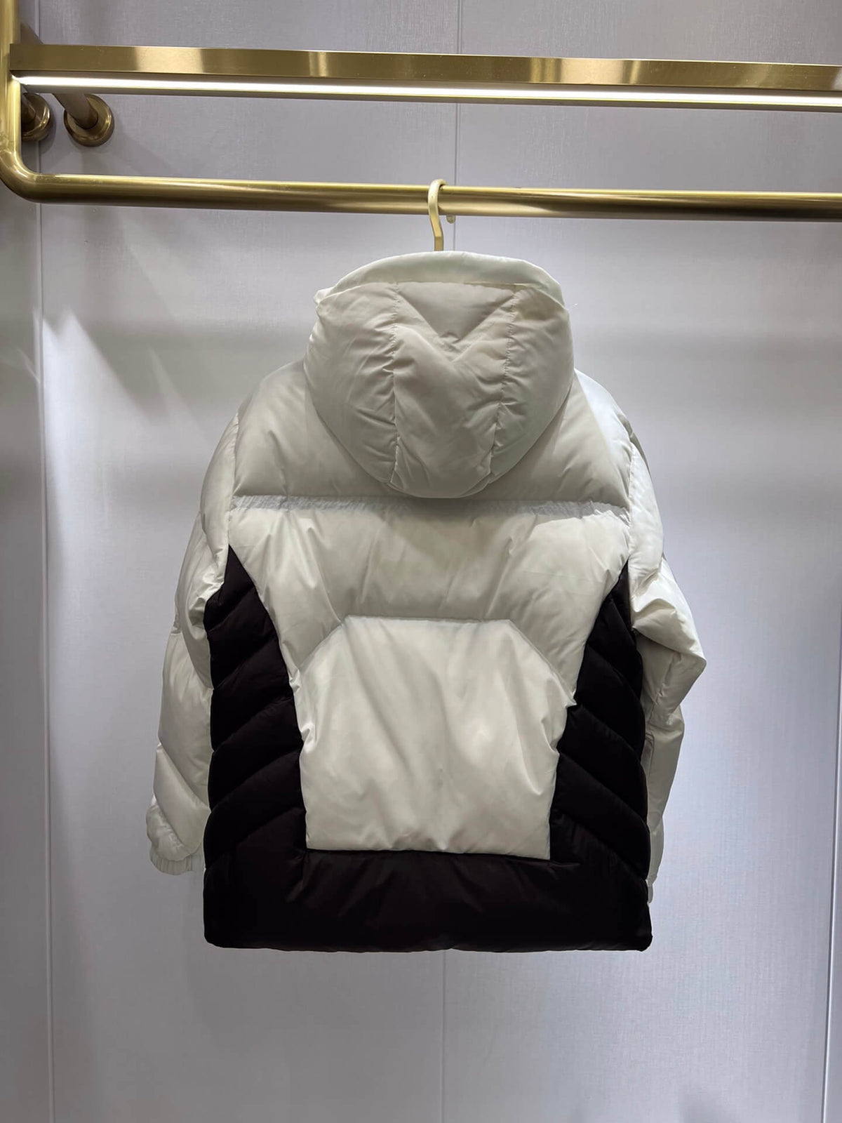Moncler White Jarama Short Down Jacket