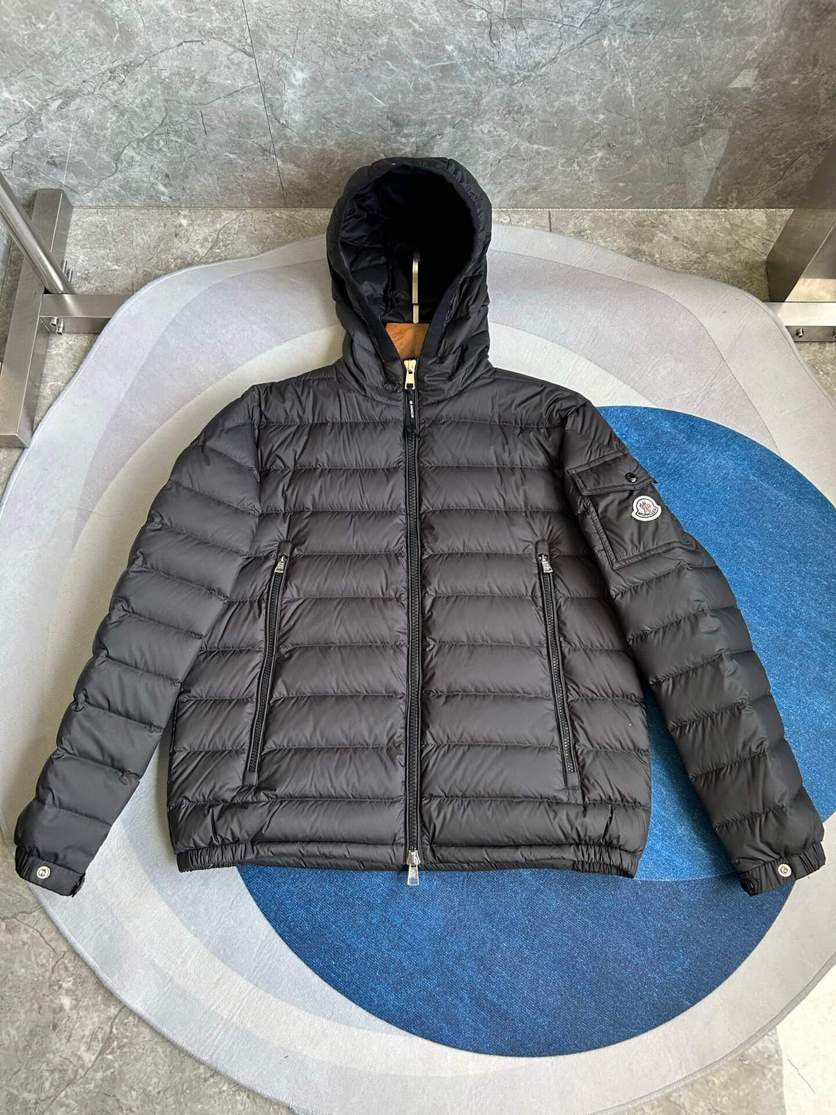 Moncler Galion Hooded Short Down Jacket – Black Quilted Puffer