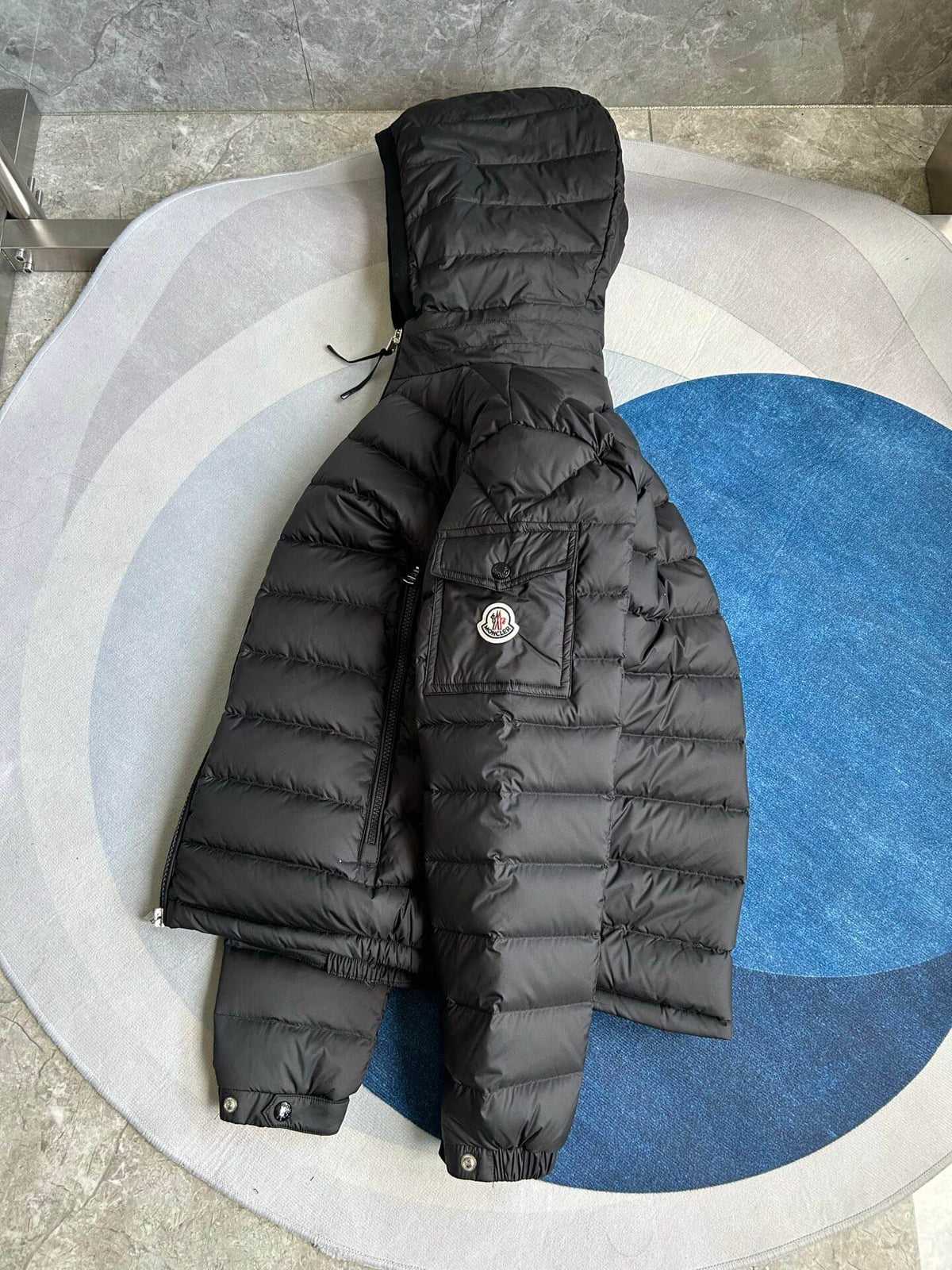 Moncler Galion Hooded Short Down Jacket – Black Quilted Puffer