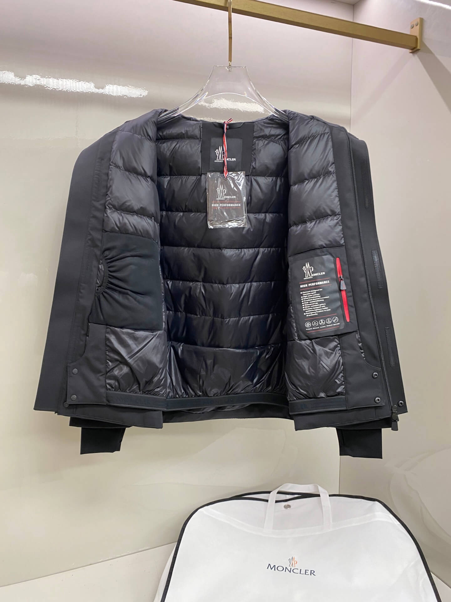 Moncler Grenoble Moriond GORE-TEX Hooded Jacket in Black – HolloMen