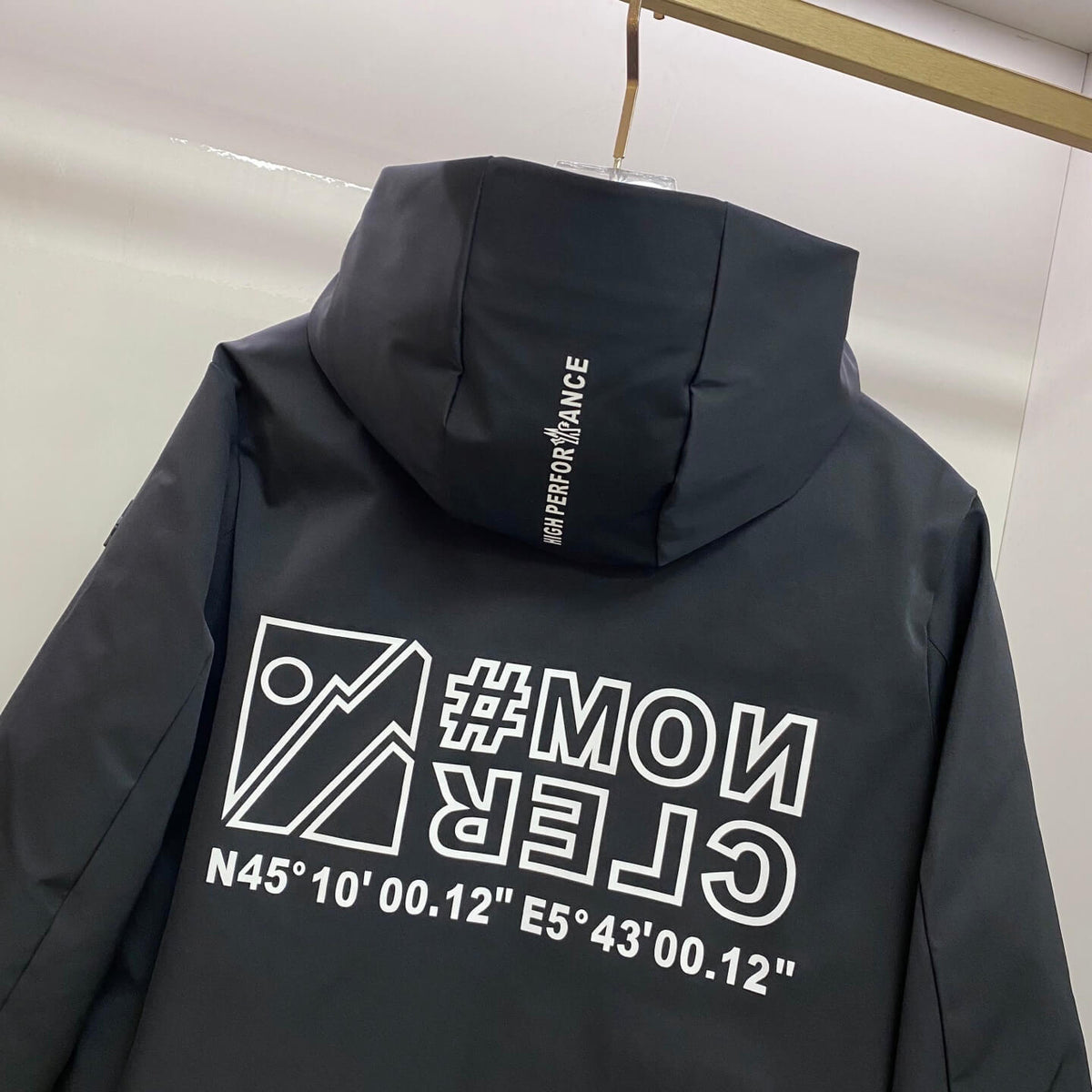 Moncler Grenoble Moriond GORE-TEX Hooded Jacket in Black