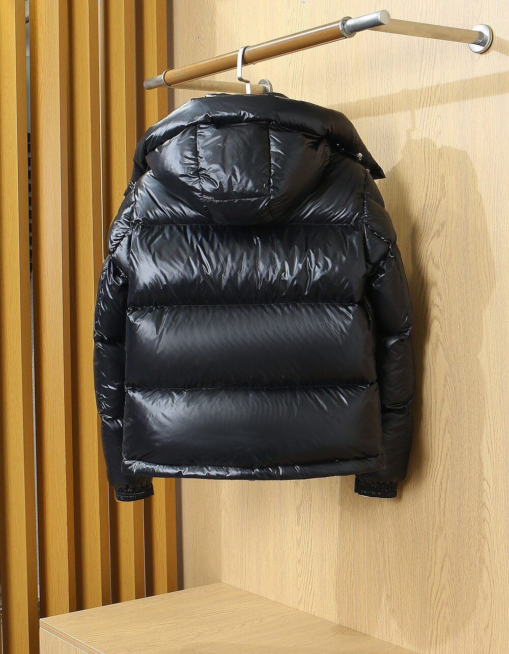 Moncler Montbeliard Hooded Short Down Jacket in Black
