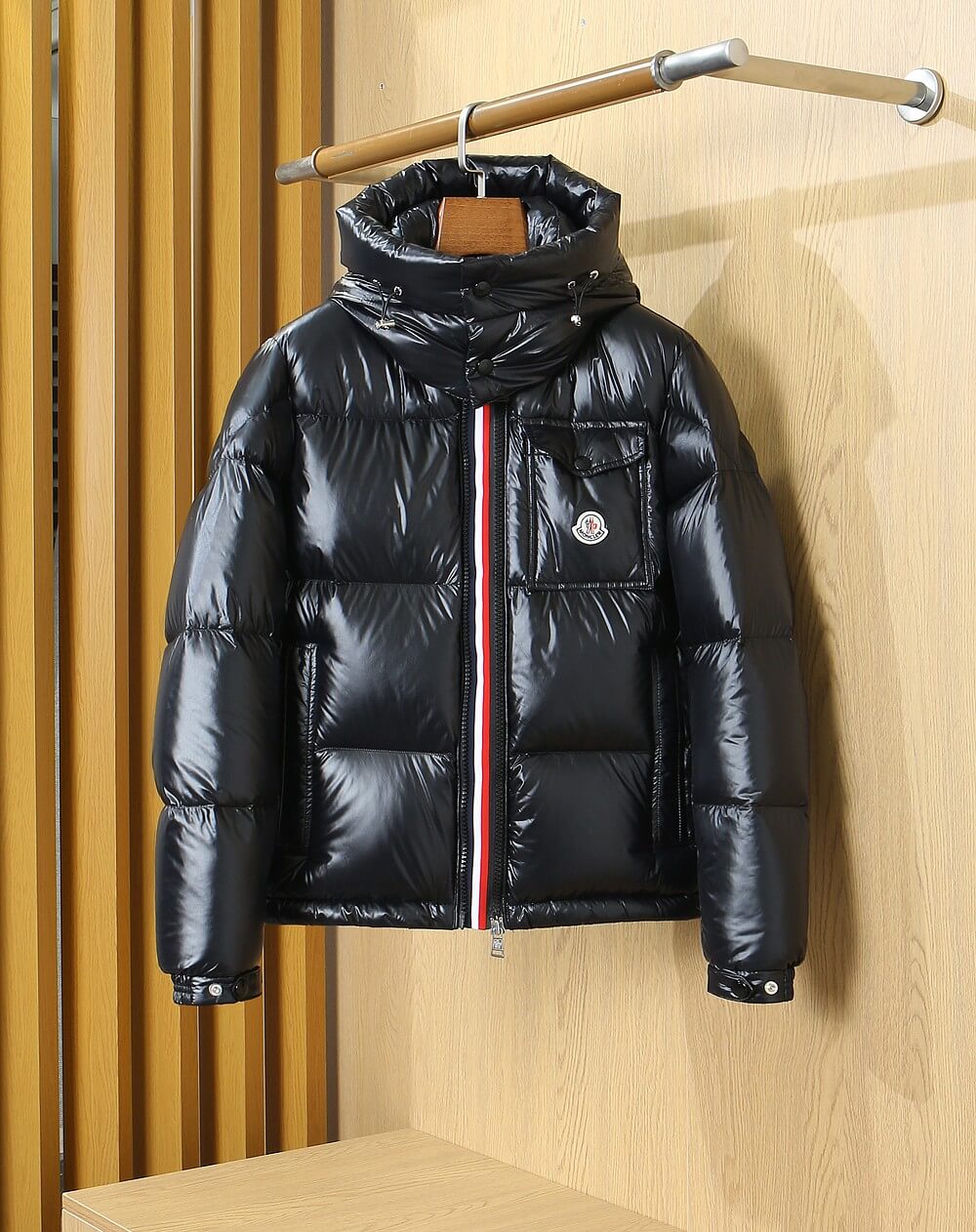 Moncler Montbeliard Hooded Short Down Jacket in Black