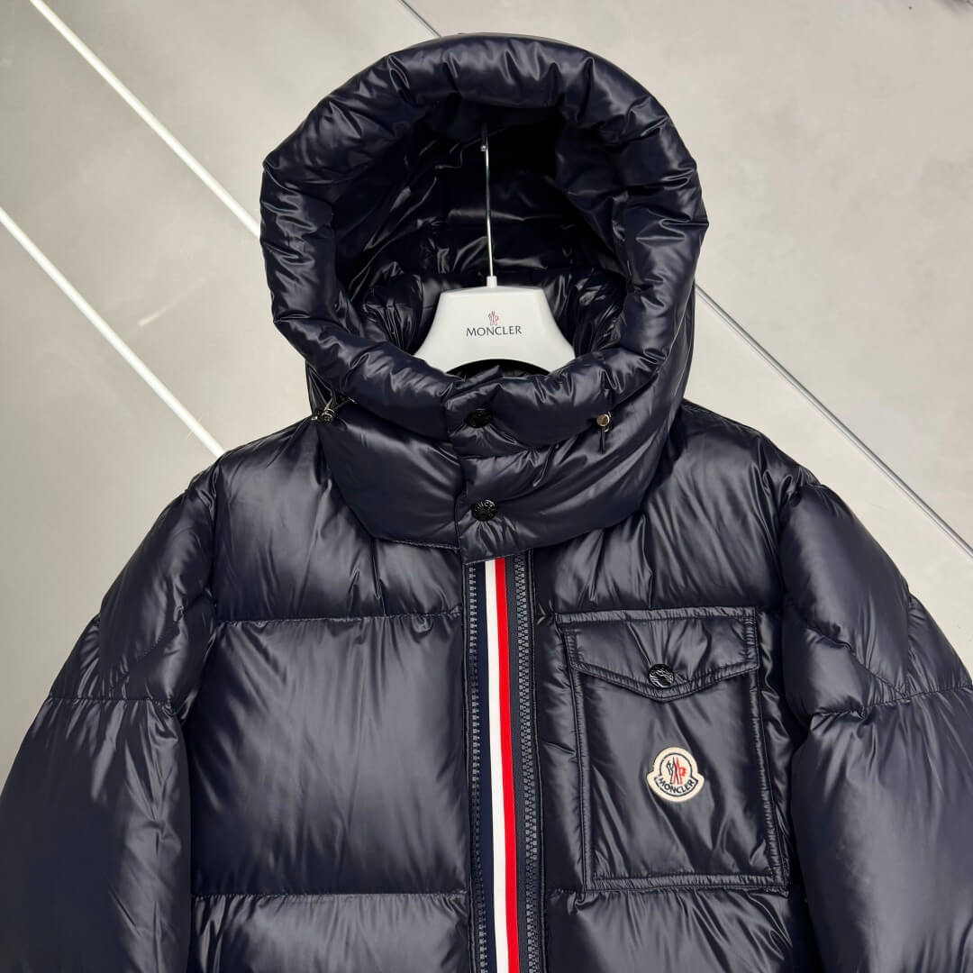 Moncler Montbeliard Short Down Jacket in Navy Blue
