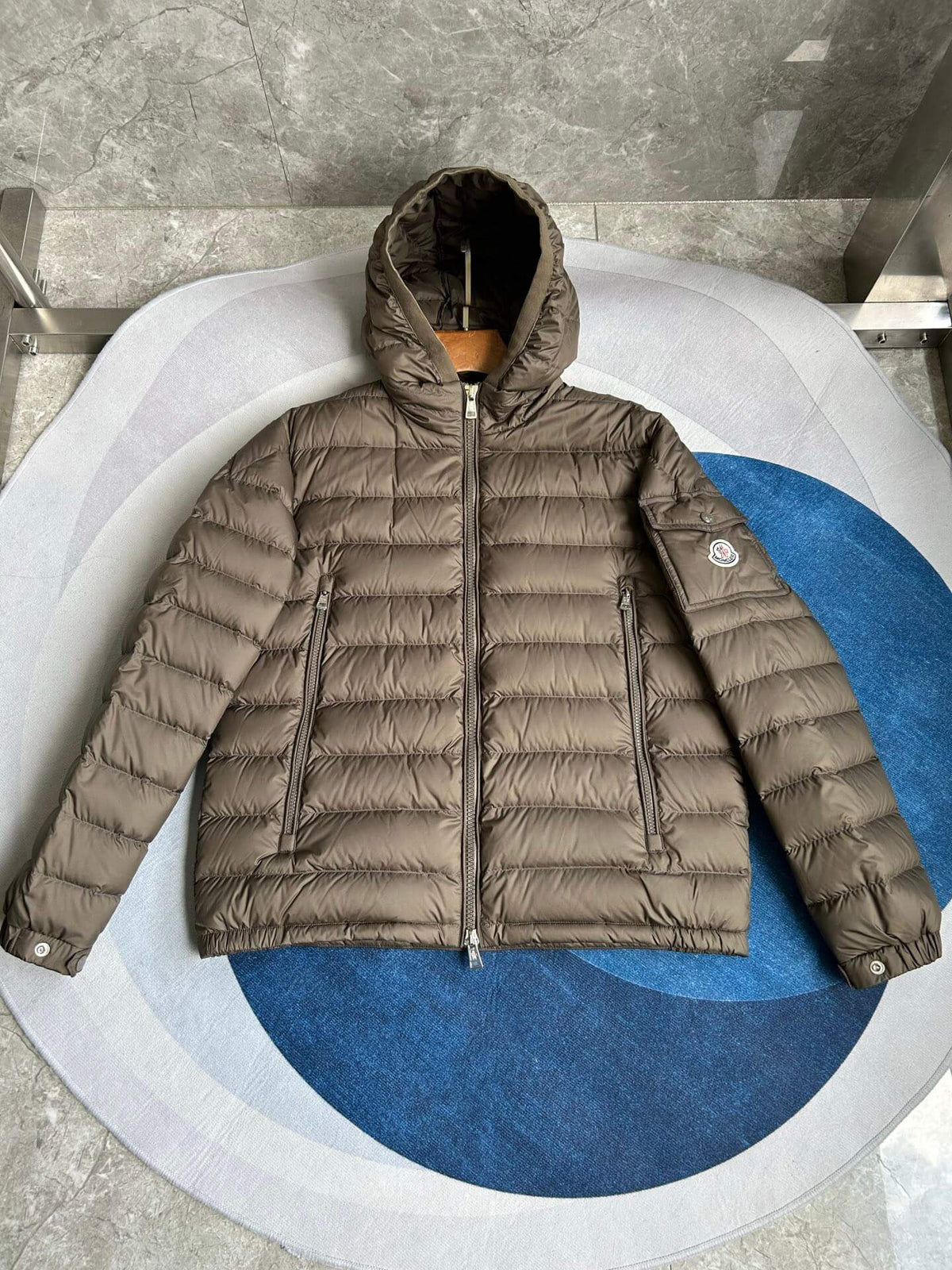 Moncler Galion Hooded Short Down Jacket – Olive Green Quilted Puffer