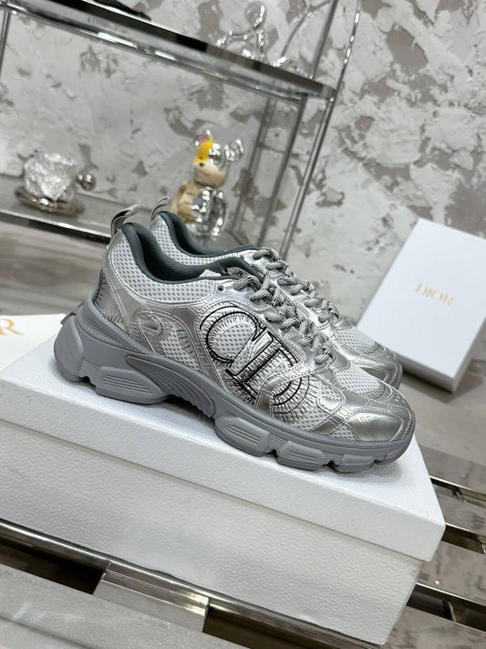 WOMENS CD CHRONO TRAINERS - METALLIC SILVER
