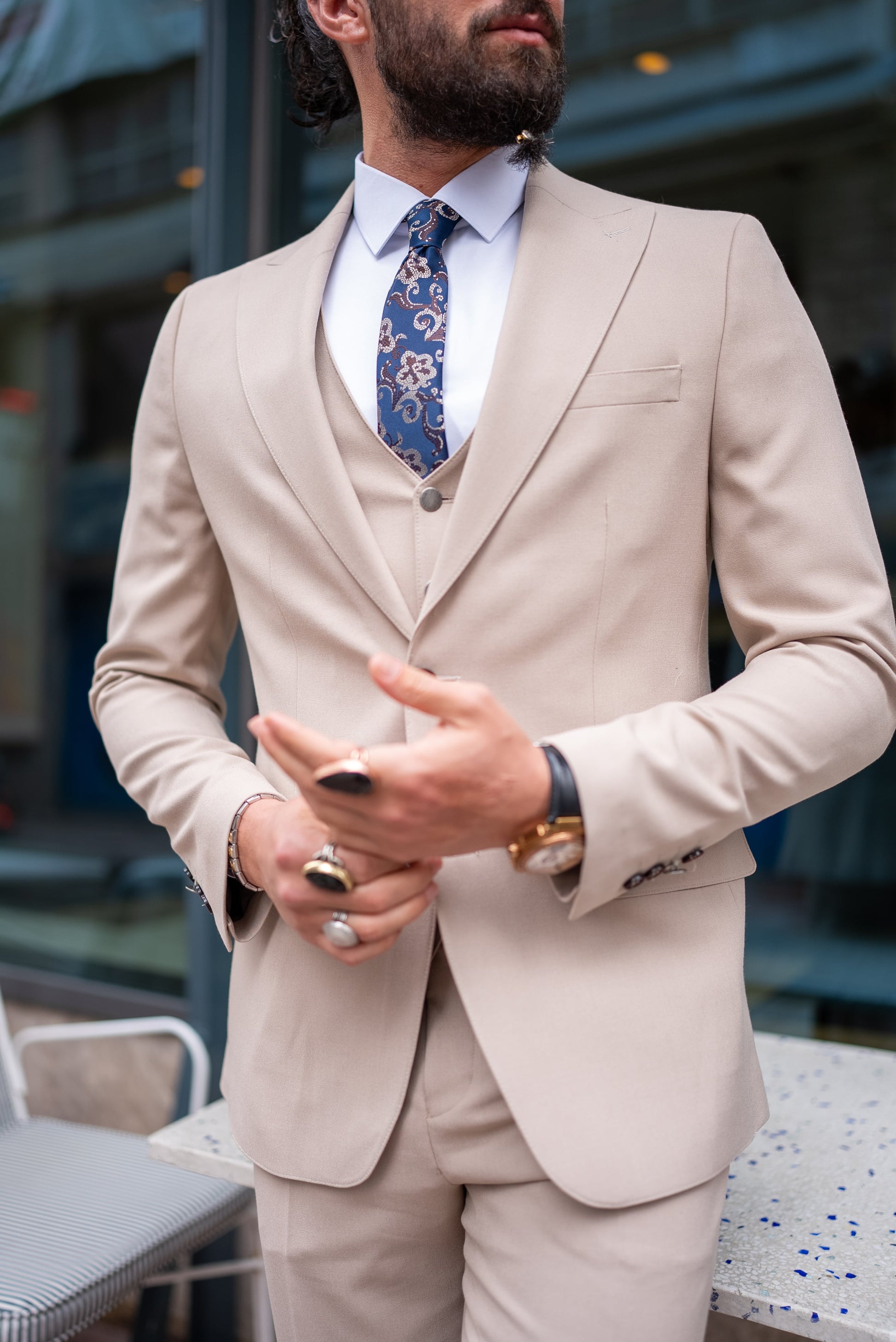 A Beige Suit from HolloMen 