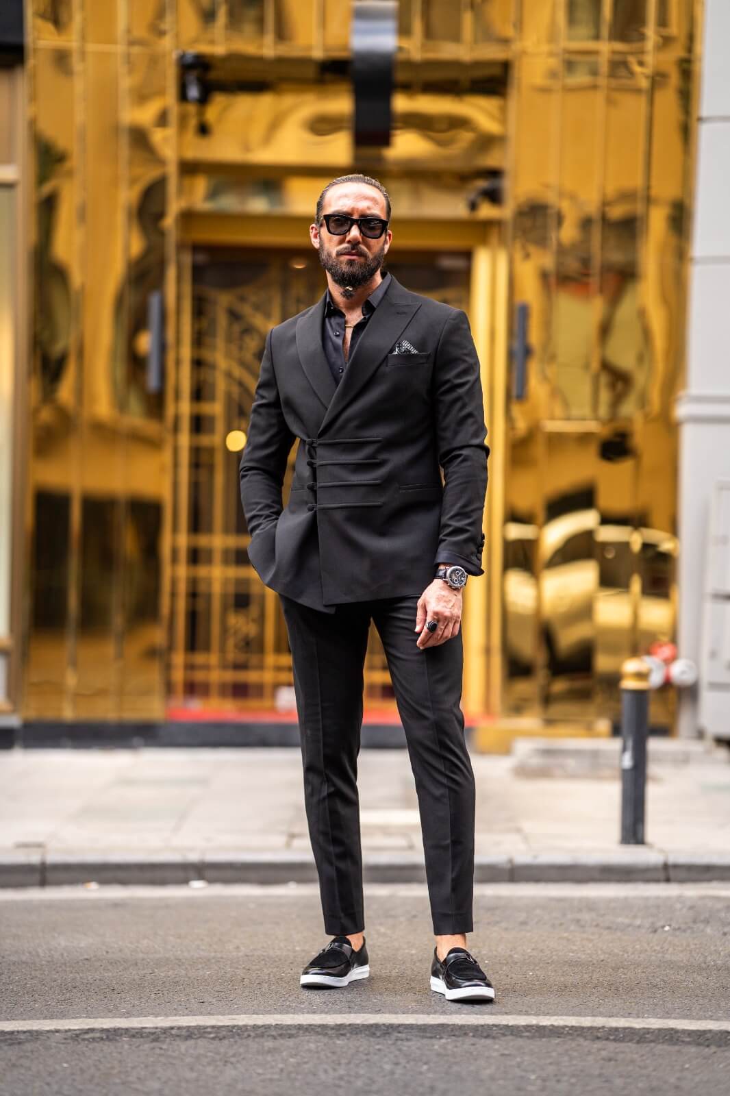 Paul Betenly Black Suit – Rothmans New York
