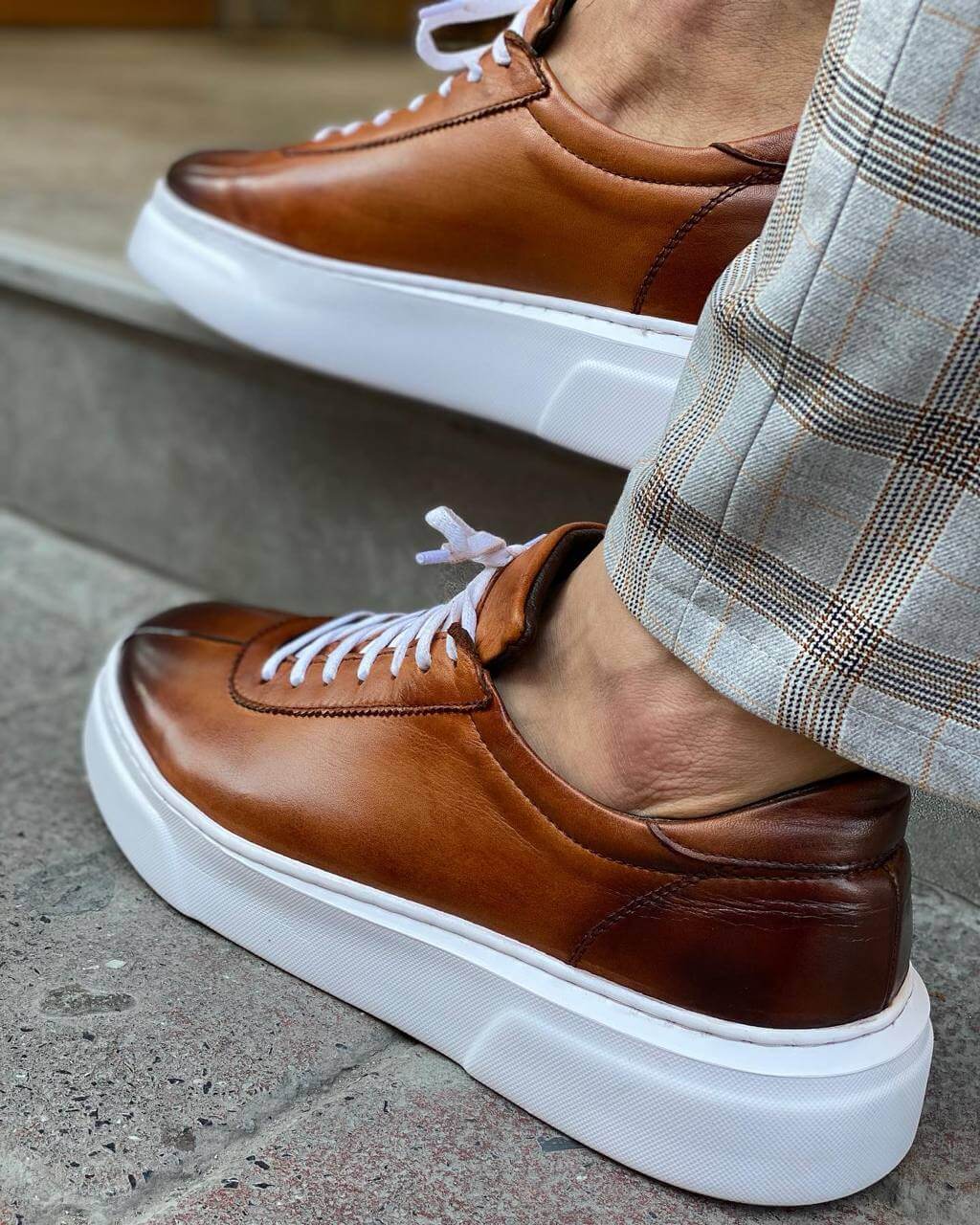 Camel Leather Casual Sneakers - Modern Style & Comfort HolloMen Camel Leather Casual Sneakers - Modern Style & Comfort HolloMen