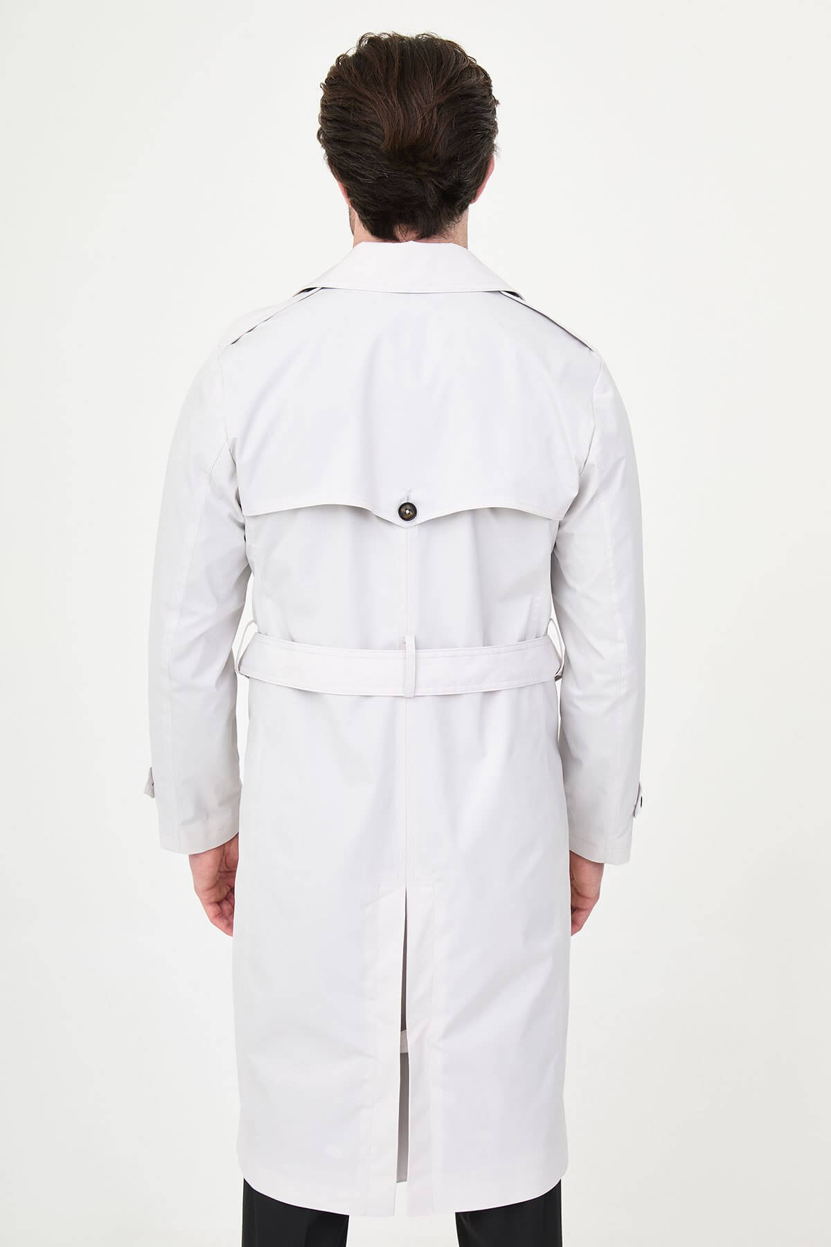 Men’s white double breasted trench coat with belt and tailored fit for fall winter fashion