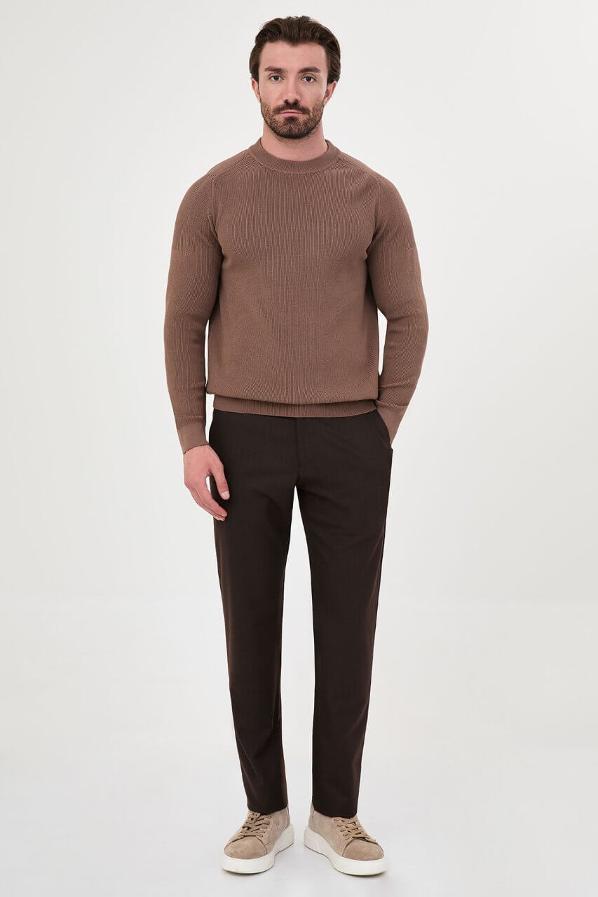 Men’s light brown crew neck knit sweater with cotton stretch fabric for fall winter smart casual outfits