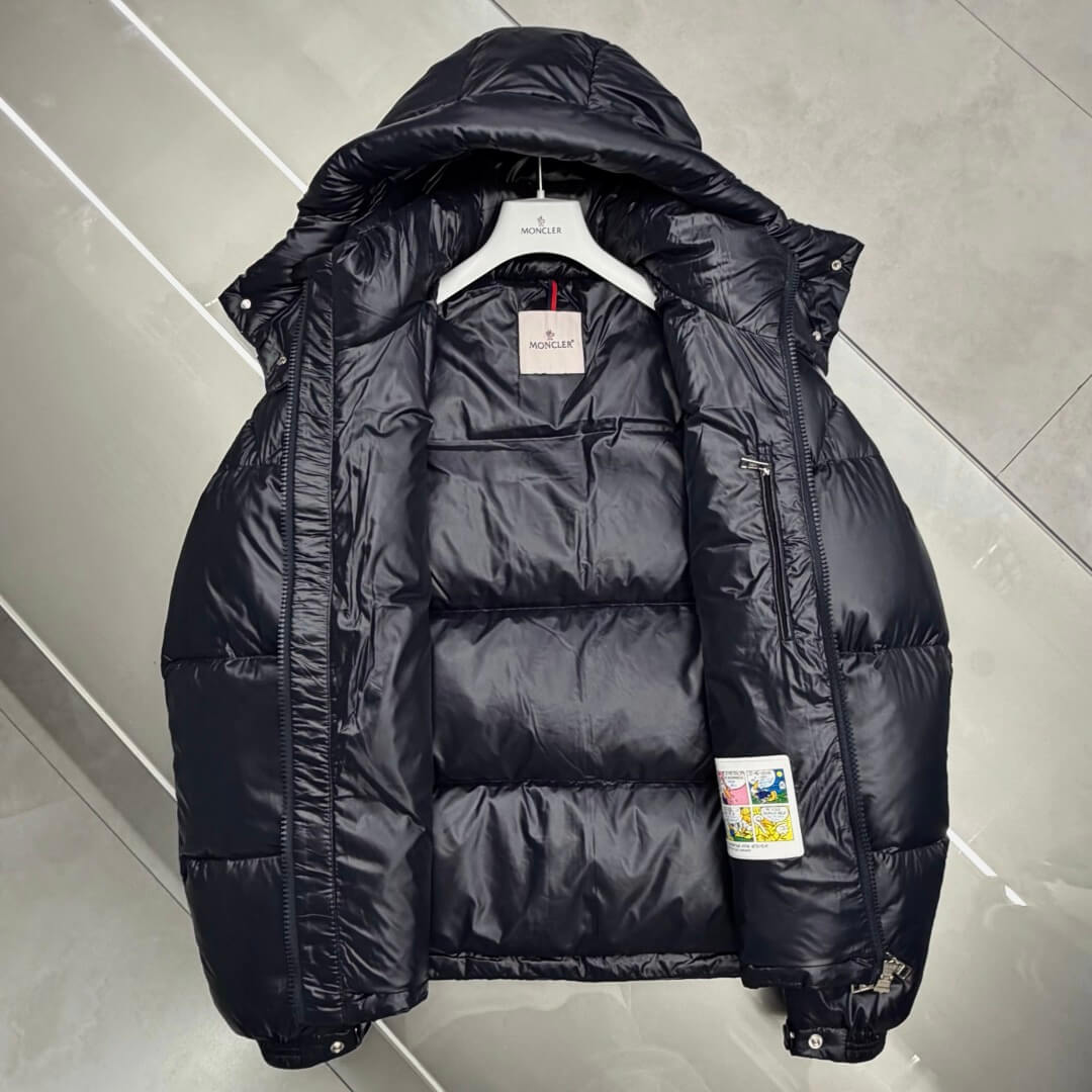 Moncler Montbeliard Hooded Short Down Jacket in Black